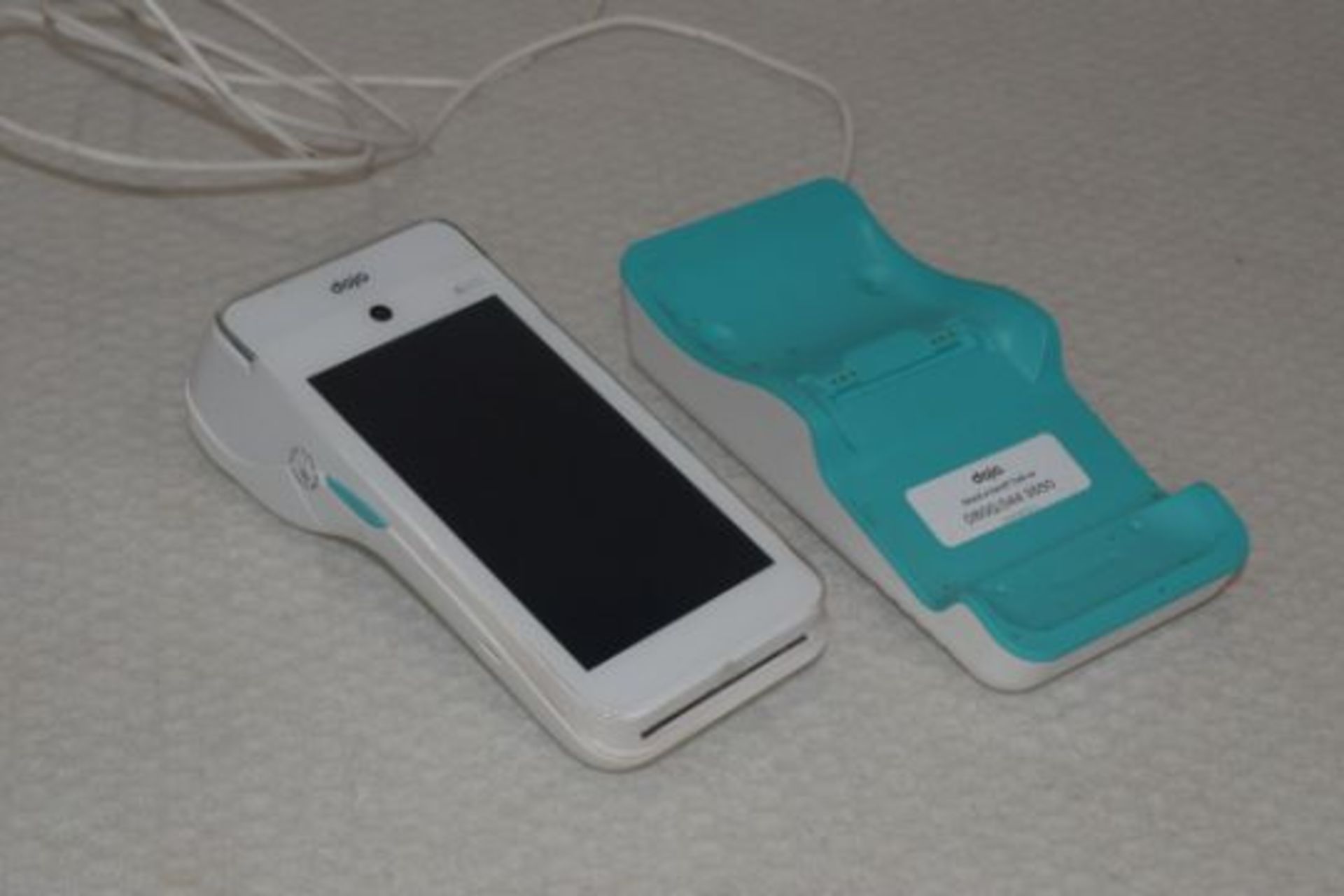 1 x Dojo Pax A920 Touch Screen Payment Card Terminal with Dock - Image 2 of 4