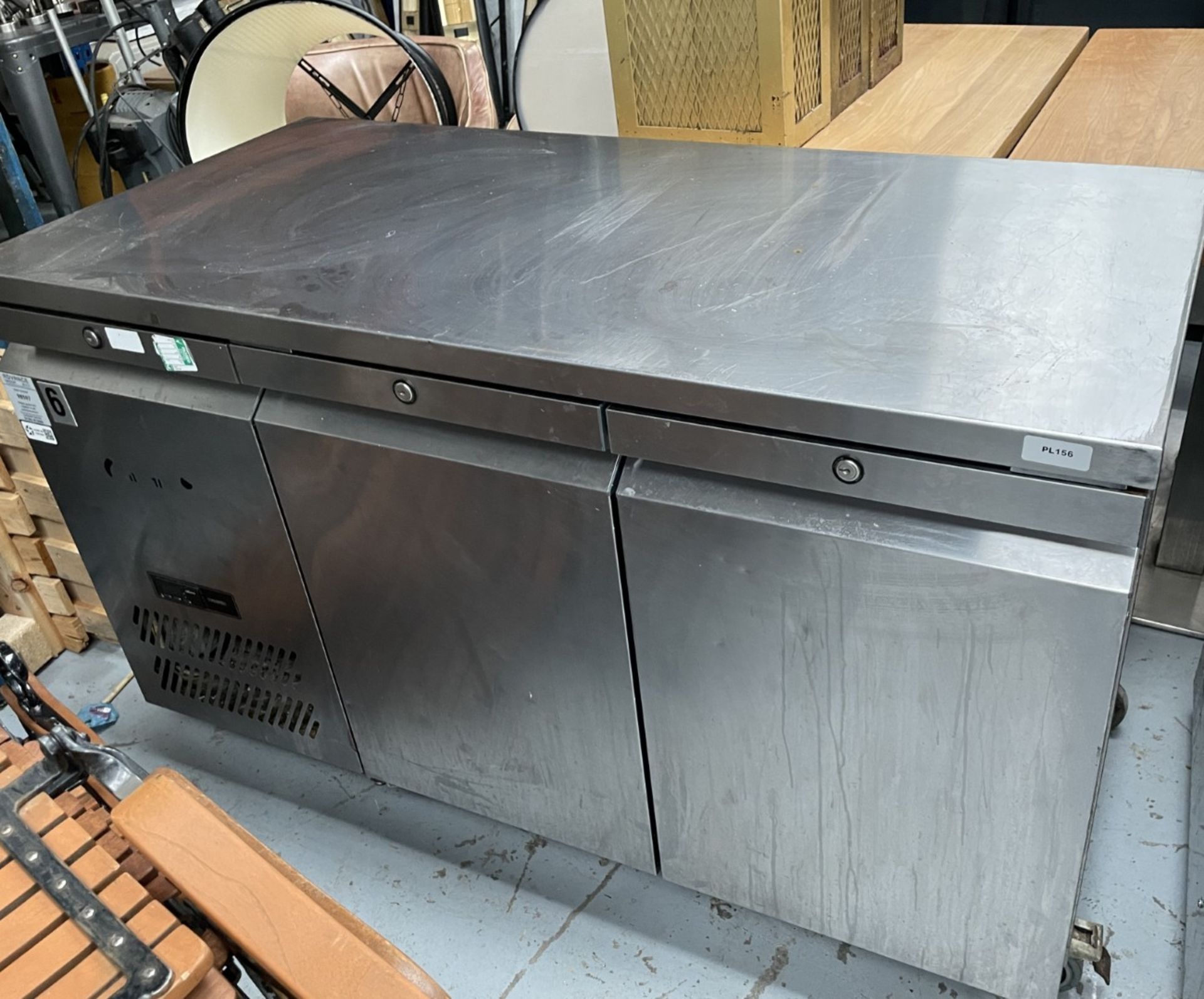 1 x Williams Jade Two Door Countertop Prep Fridge - Model: HJC2SA - Dimensions: H85 x W130 x D70 cms - Image 9 of 9