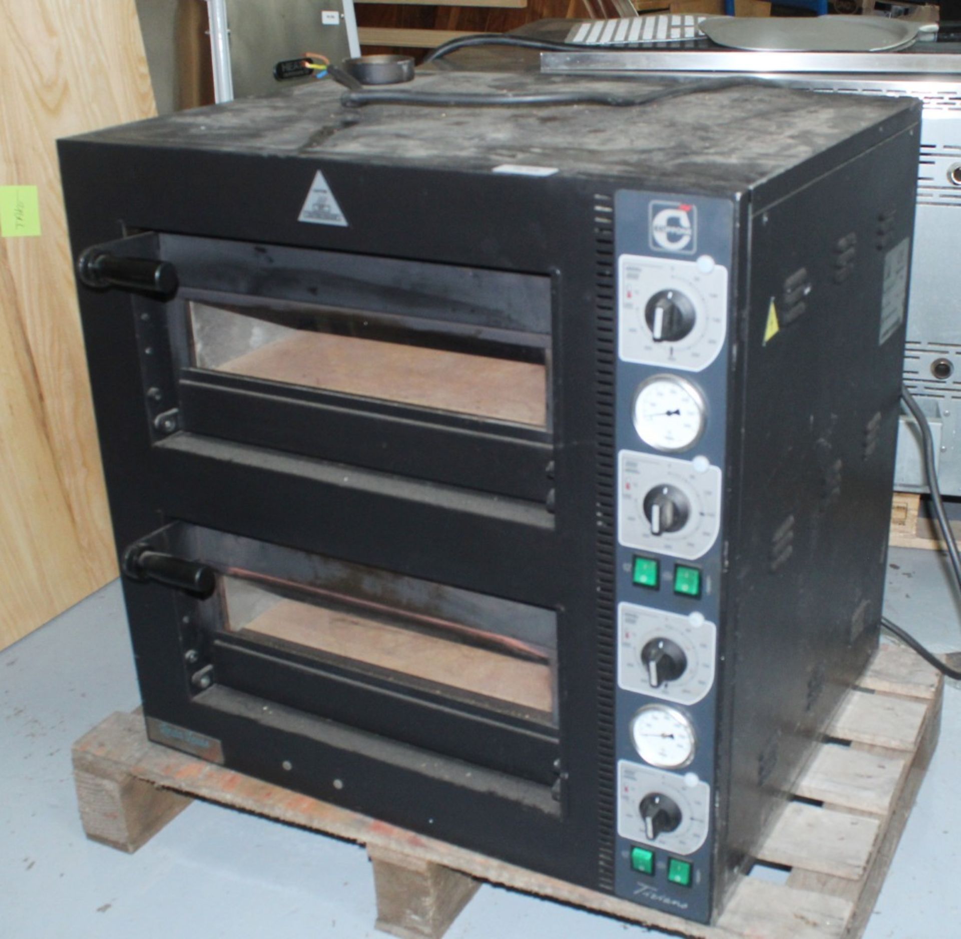 1 x Cuppone Tioziano Compact Twin Deck Countertop Pizza Oven  - 8 x Pizza Capacity - 230v 4.2kW - Image 17 of 17