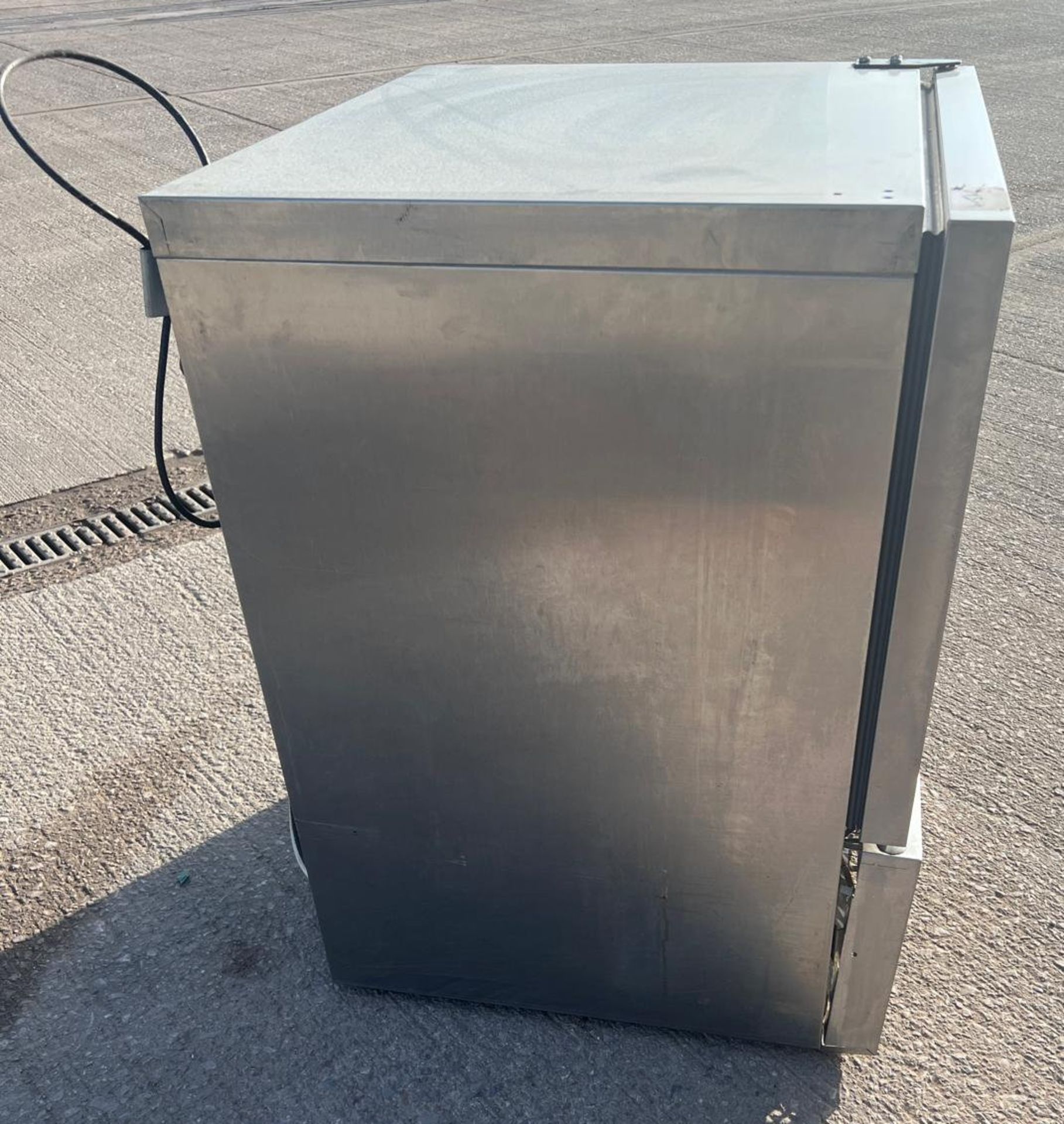1 x WILLIAMS H5Uc-Wb Single Door Under-Counter Stainless Commercial Fridge - Image 3 of 16