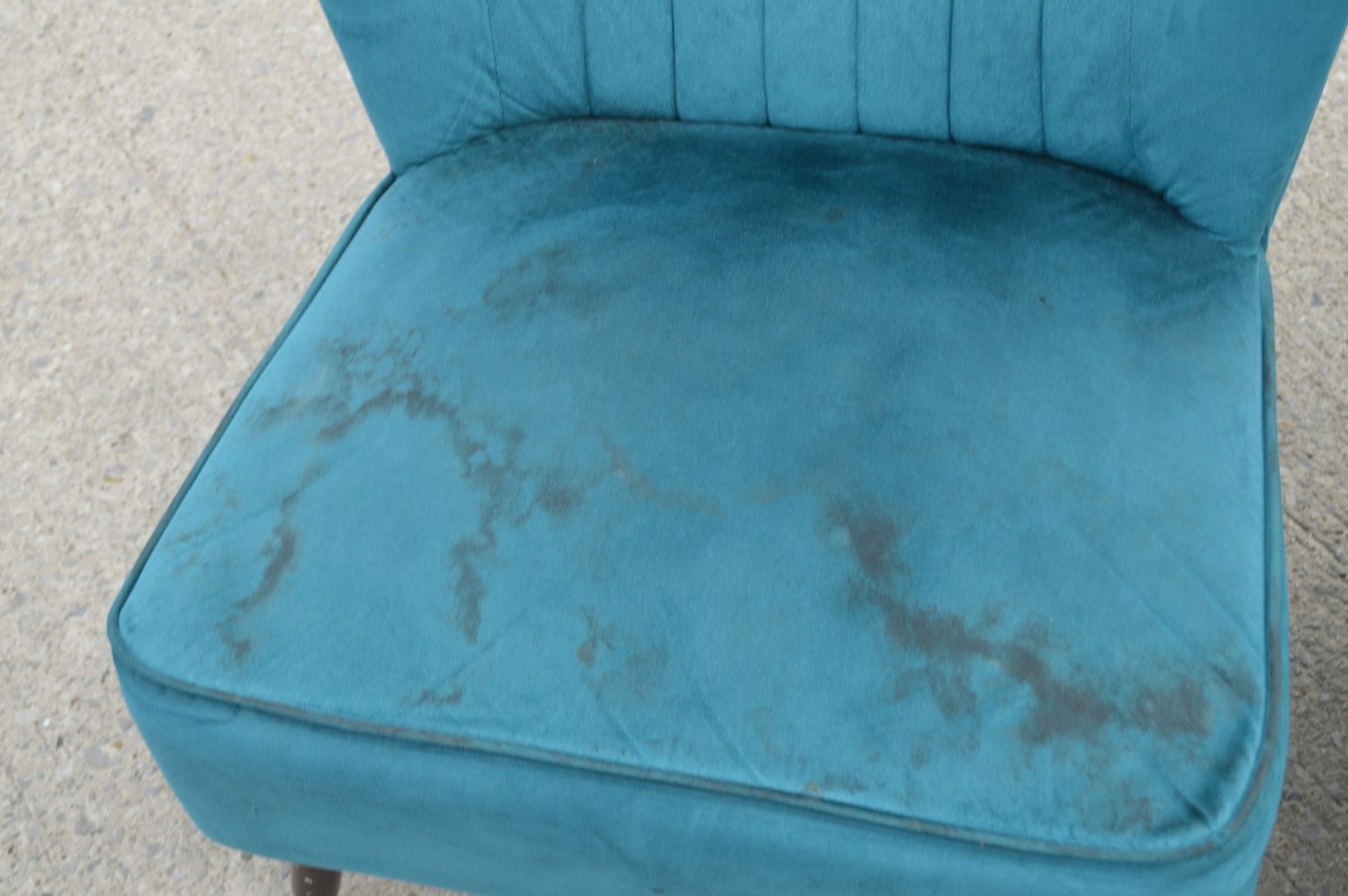 3 x Contemporary Velvet Cocktail Chairs in Teal with Tapered Wooden Legs and Brass Feet - Image 4 of 8