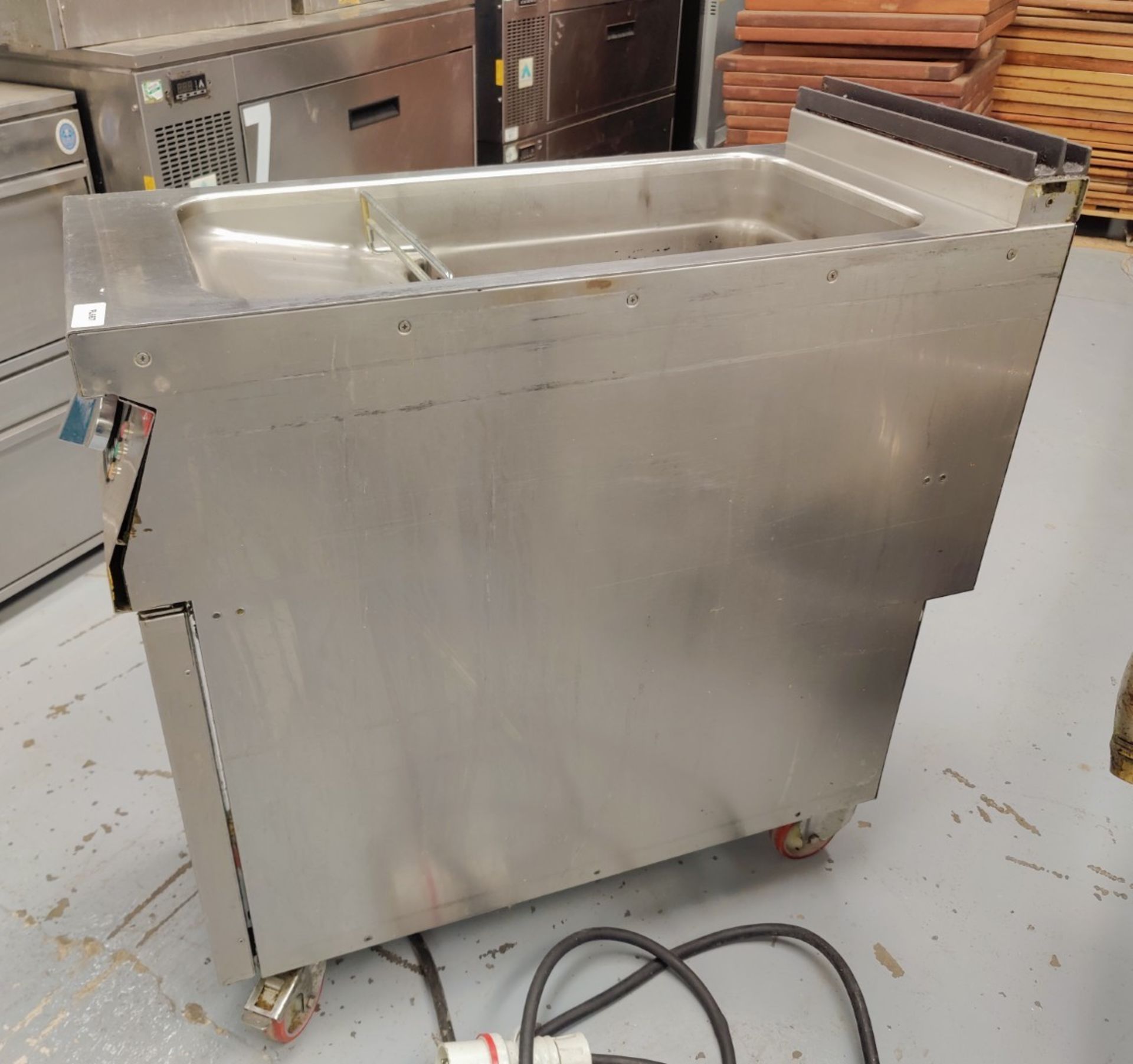 1 x Angelo Po Single Tank Electric Fryer - 3 Phase - Dimensions: H90 x W40 x D91 cms - Image 2 of 10