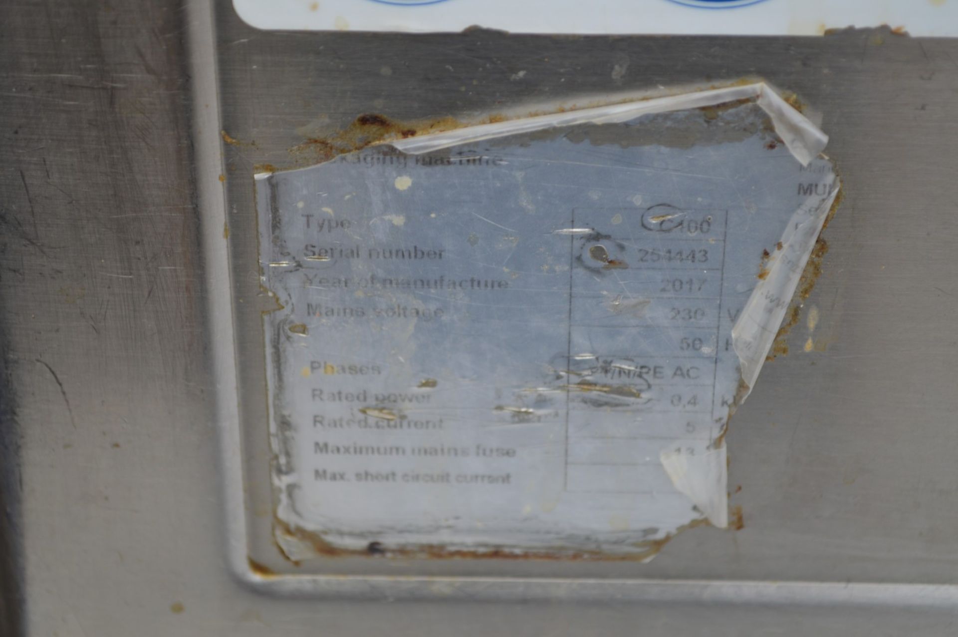 1 x Multivac Vacum Packer Machine - 240v - Dimensions: H96 x W40 x D50 cms - Image 2 of 7