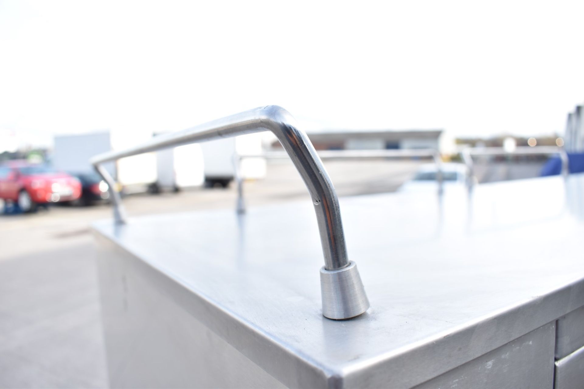 1 x Rexmartins Front Cooking Station For Griddles etc - Cooking Appliance Station With Lights - Image 6 of 17