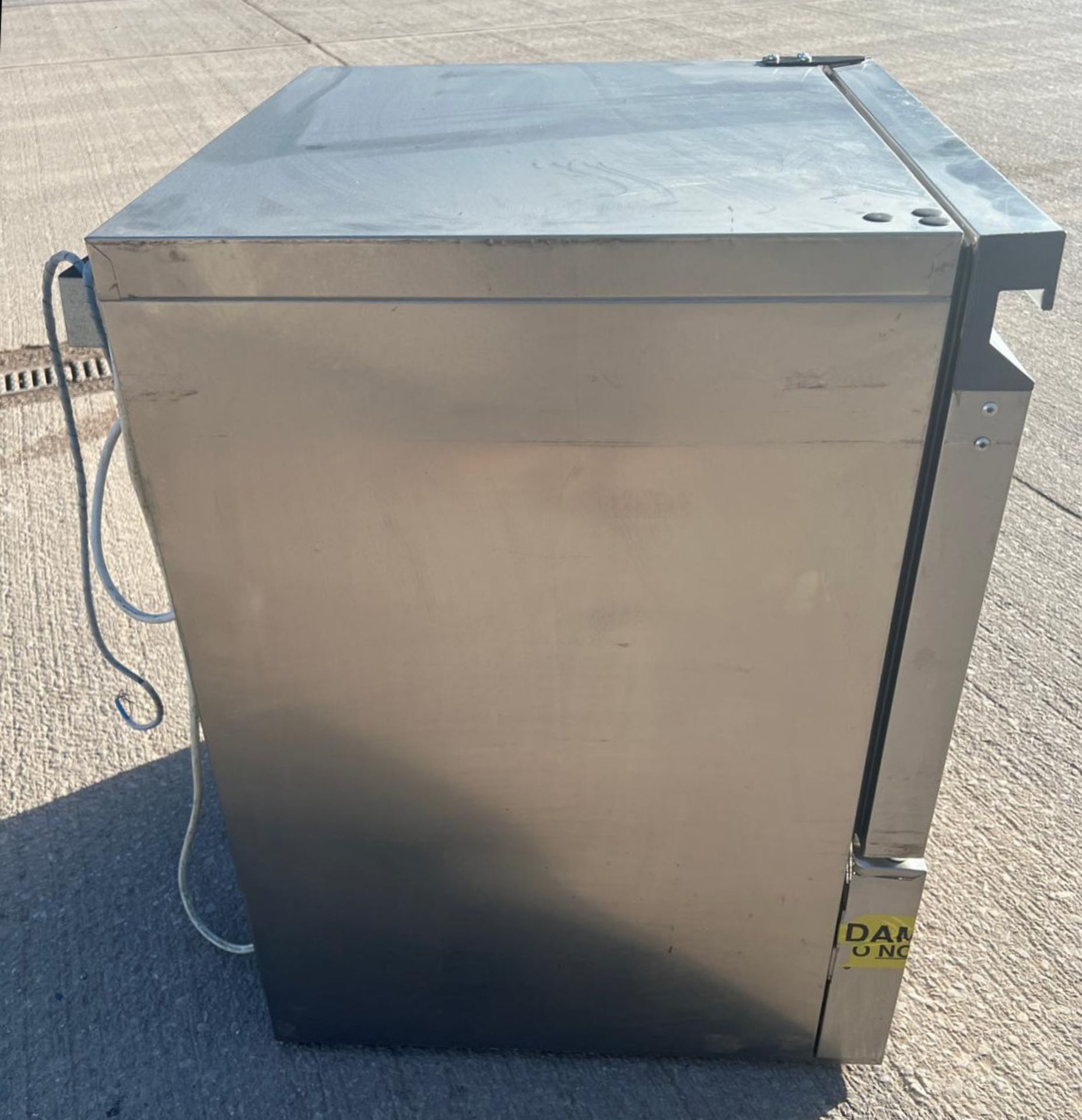 1 x WILLIAMS H5Uc Single Door Under-Counter Stainless Commercial Fridge - Image 5 of 10