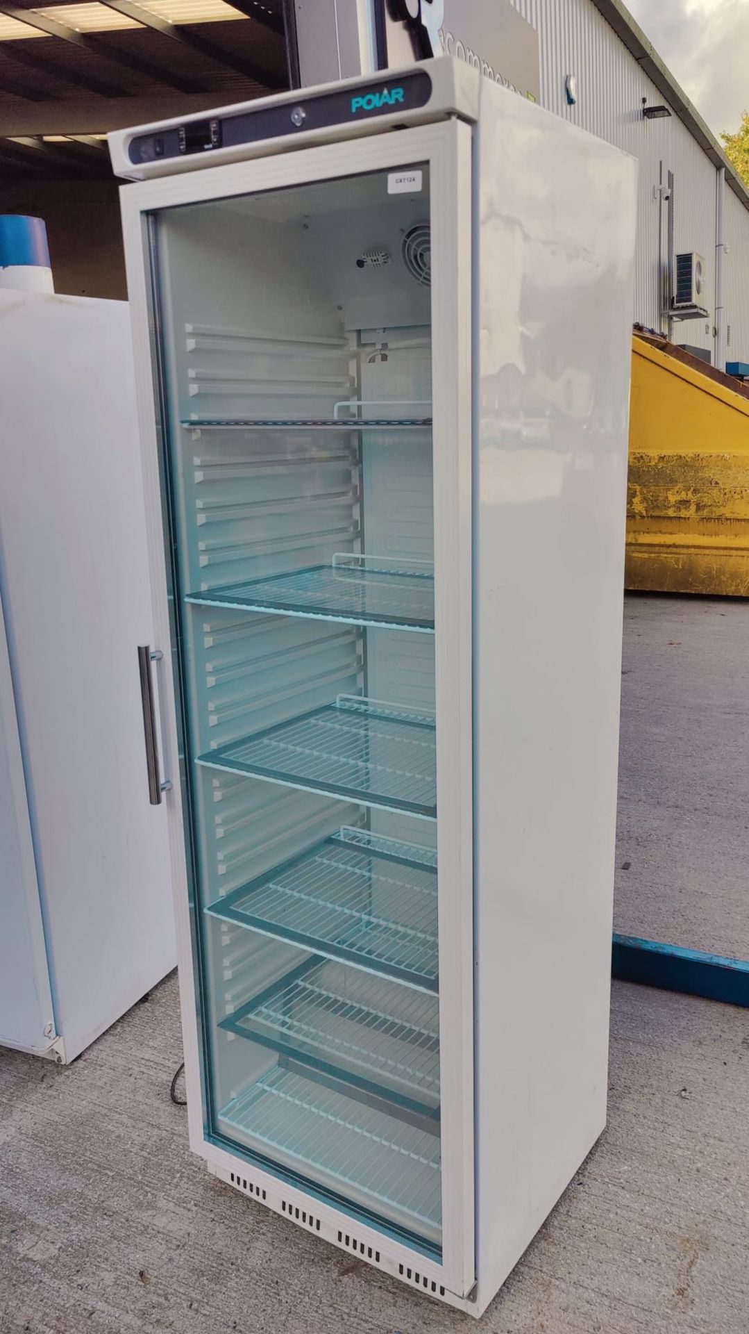 1 x Polar CD087 Upright Single Door Drinks Display Fridge - Dimensions: H185 x W60 x 60 cms - Image 10 of 14