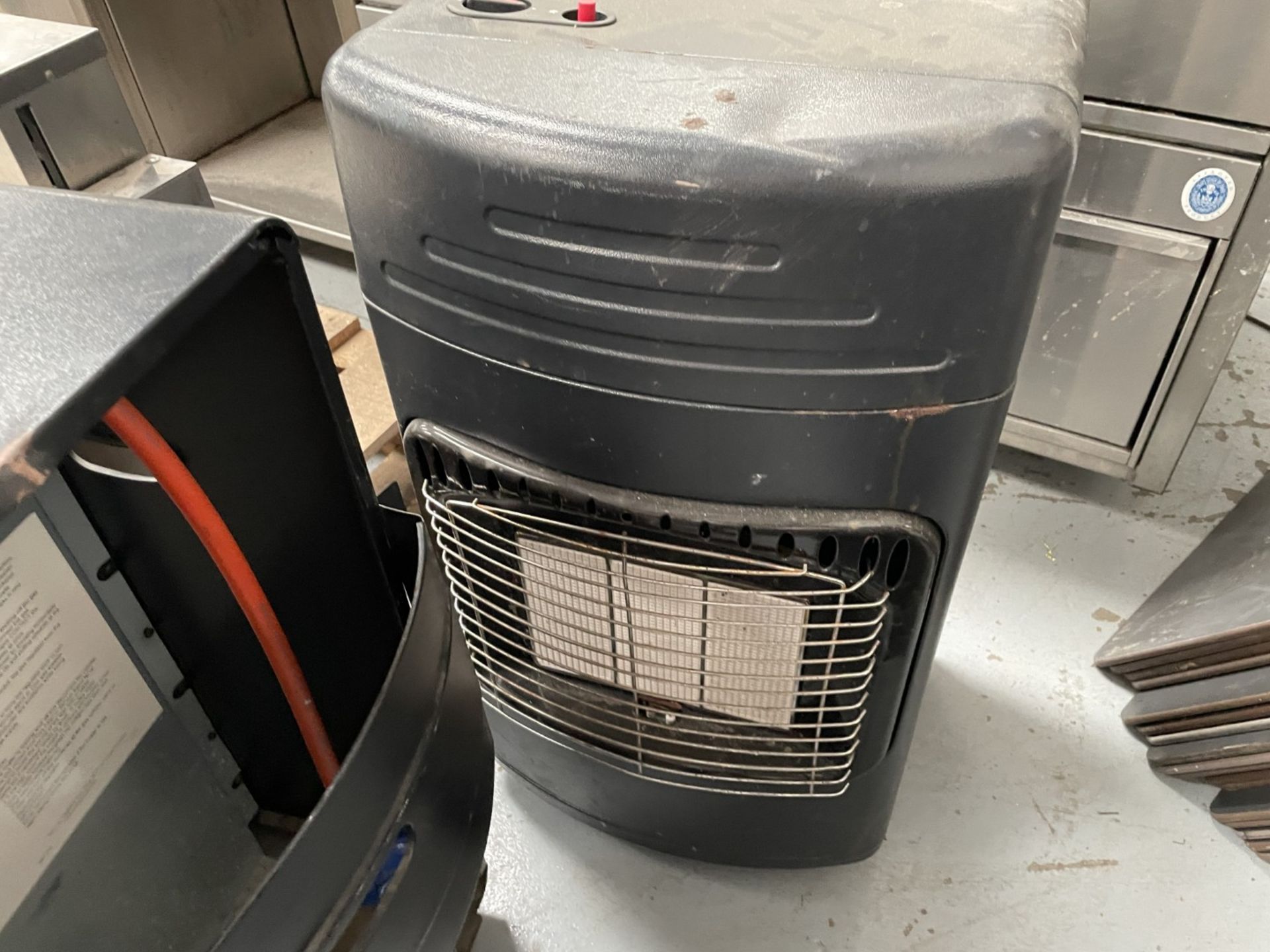 2 x Blyss IG63 4.2kW Gas Heaters - Freestanding Portable Design - Image 2 of 12