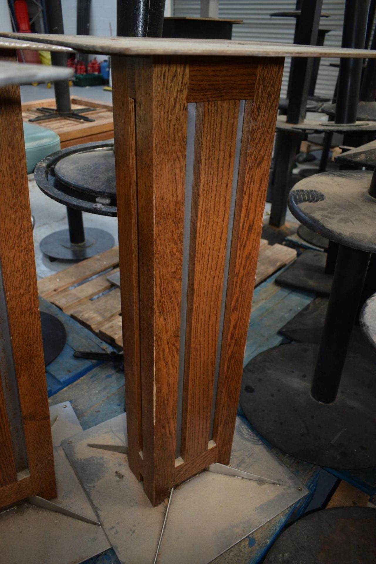 4 x Bar Table Pedestals - Dimensions: H103cm with a 50x50cm Top - Image 5 of 6