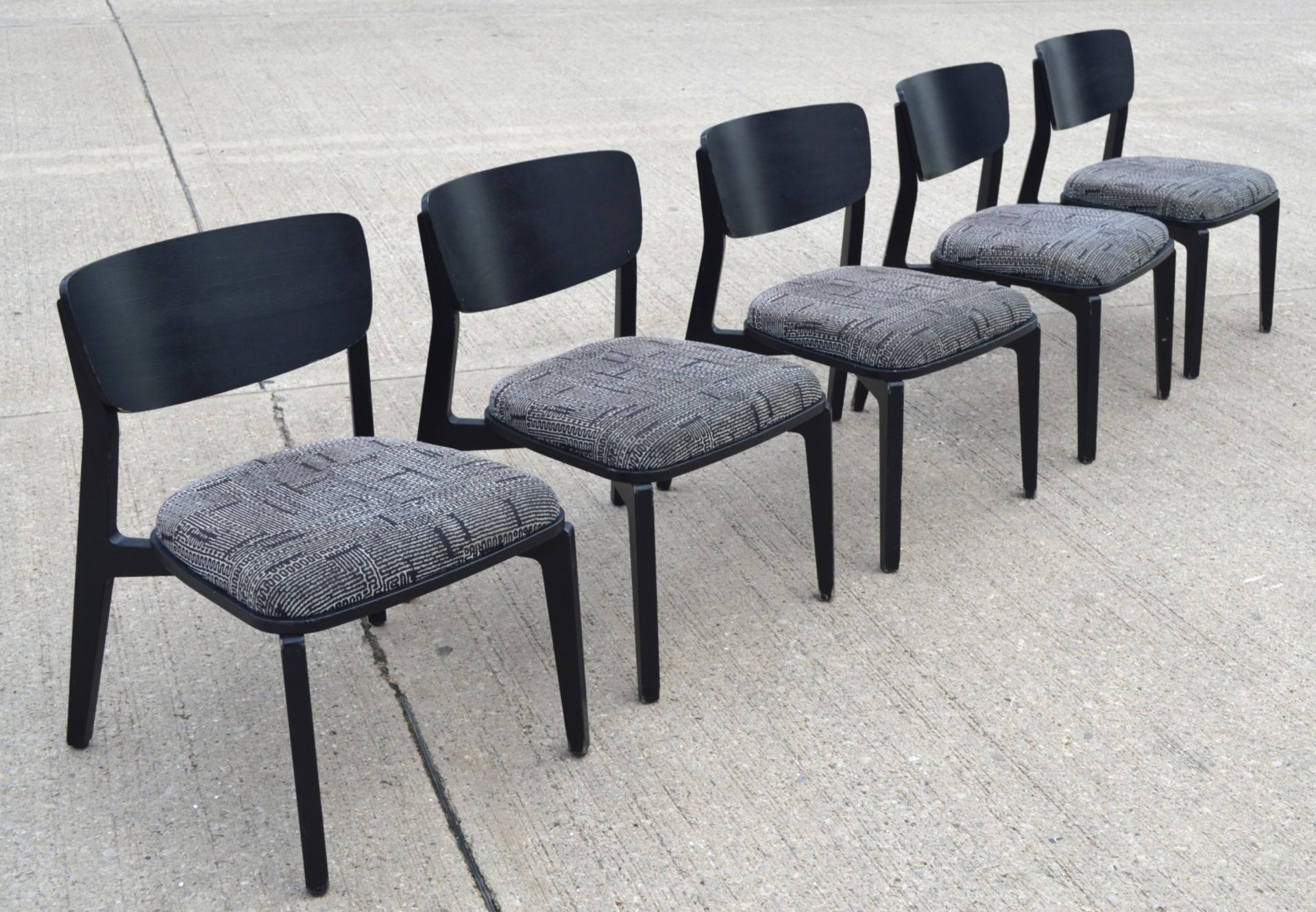 10 x Retro Style Restaurant Dining Chairs Featuring a Black Finish and Padded Seat Pads - Image 9 of 19