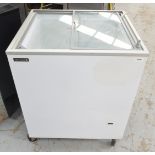 1 x Tefcold IC200SC Ice Cream Chest Freezer - Dimensions: H90 x W72 x D63 cms