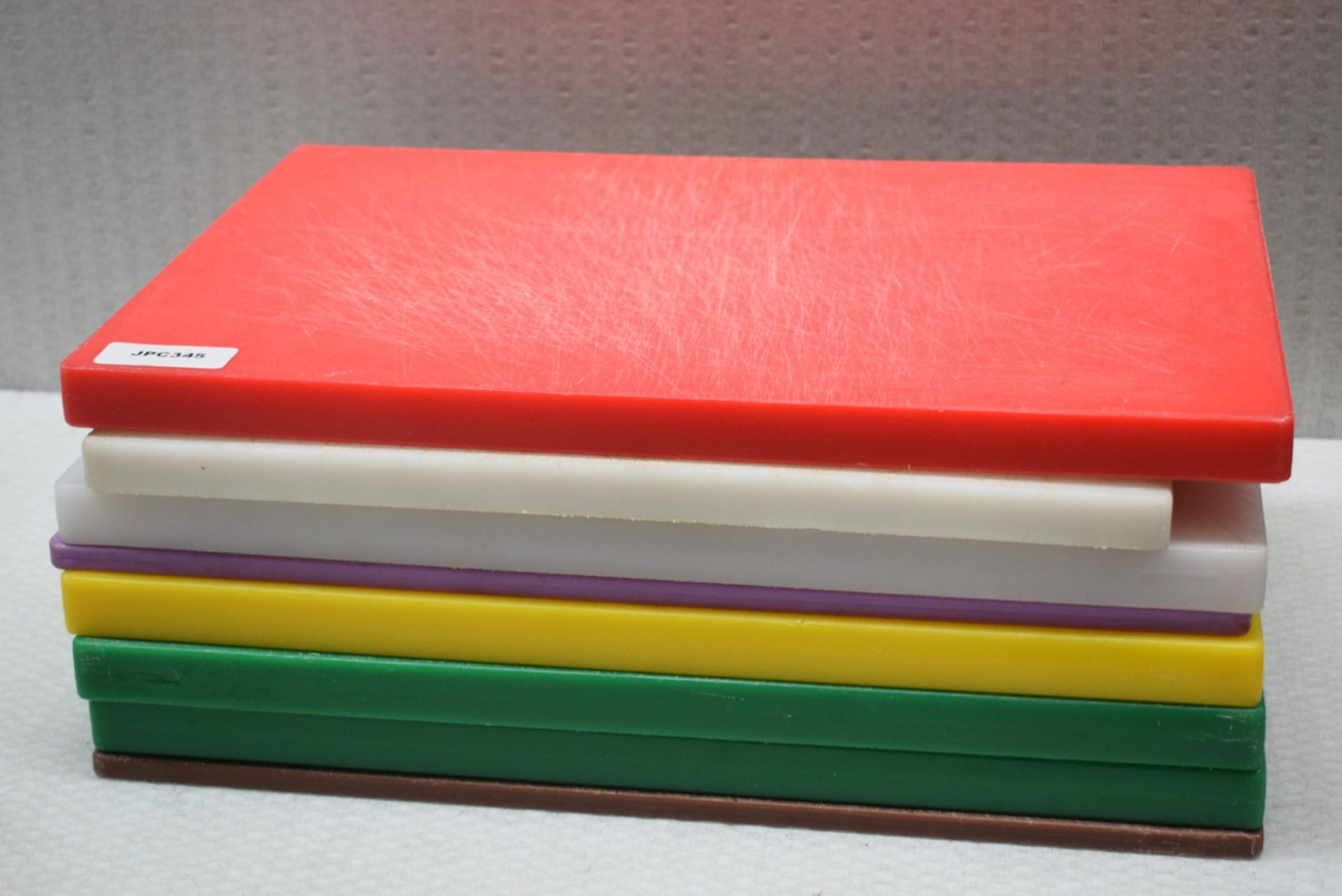 8 x Assorted Heavy Duty Chopping Boards - Approx Size: 30x45cms