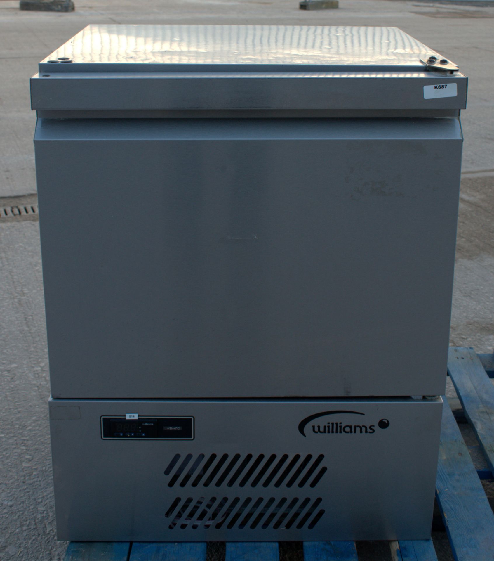 1 x WILLIAMS H5UC Single Door Under-Counter Stainless Commercial Fridge - Image 14 of 20