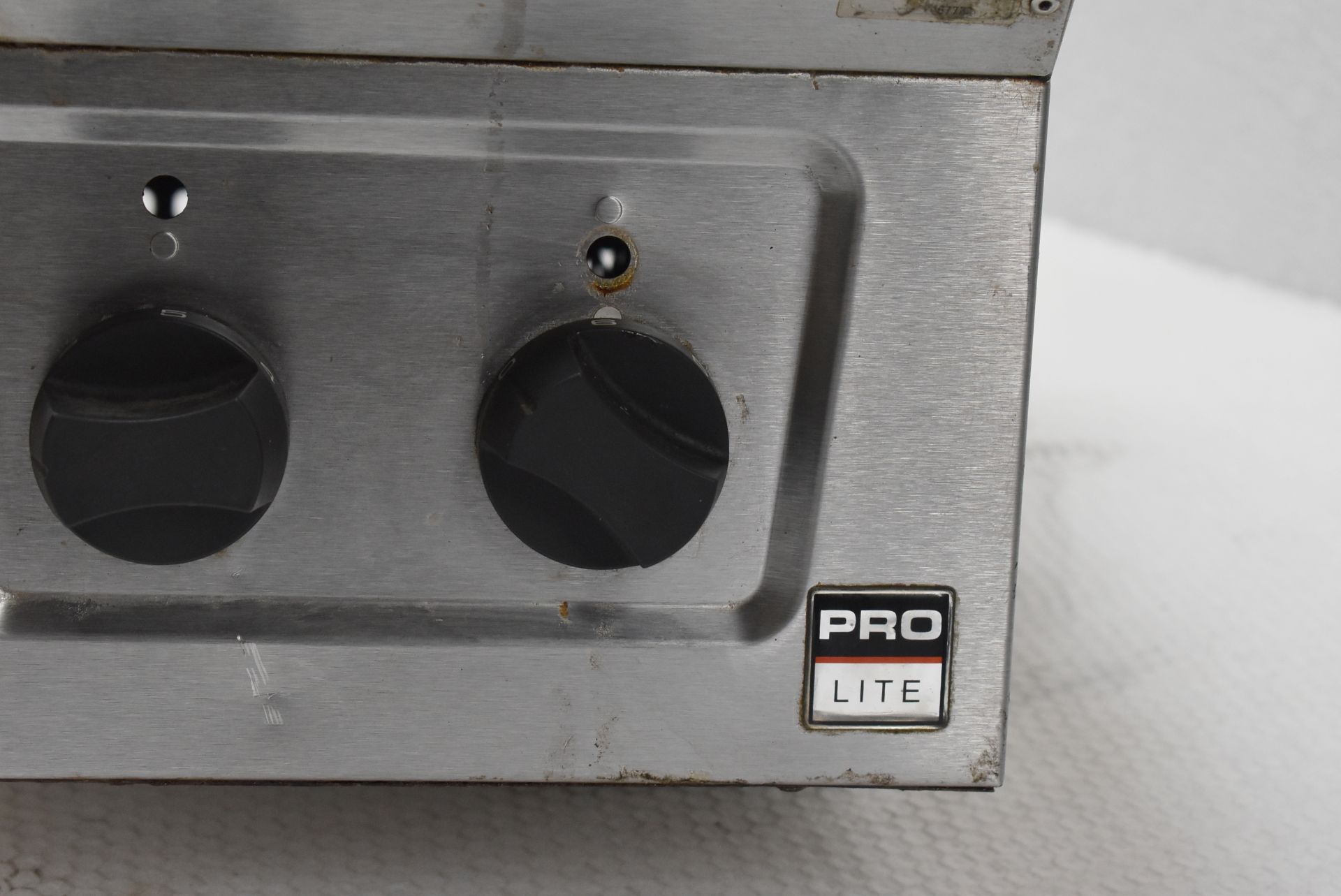 1 x Pro-Lite LD1 Two Hotplate Boiling Top - Dimensions: H30 x W31 x D36 cms - Image 4 of 15