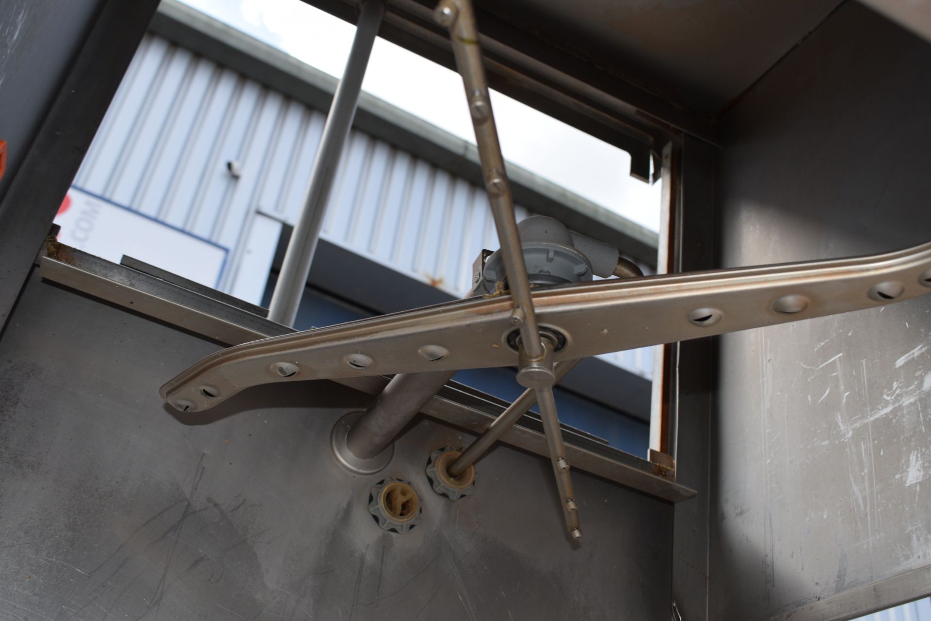 1 x Nelson Commercial Passthrough Dishwasher - Type 4004-16 - 3 Phase - Made in Italy - Image 9 of 13