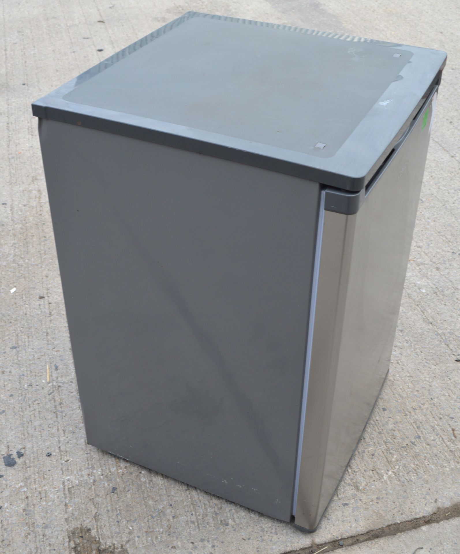 1 x Adexa Undercounter Freezer - Silver Finish - Model AX85NX - Image 10 of 10