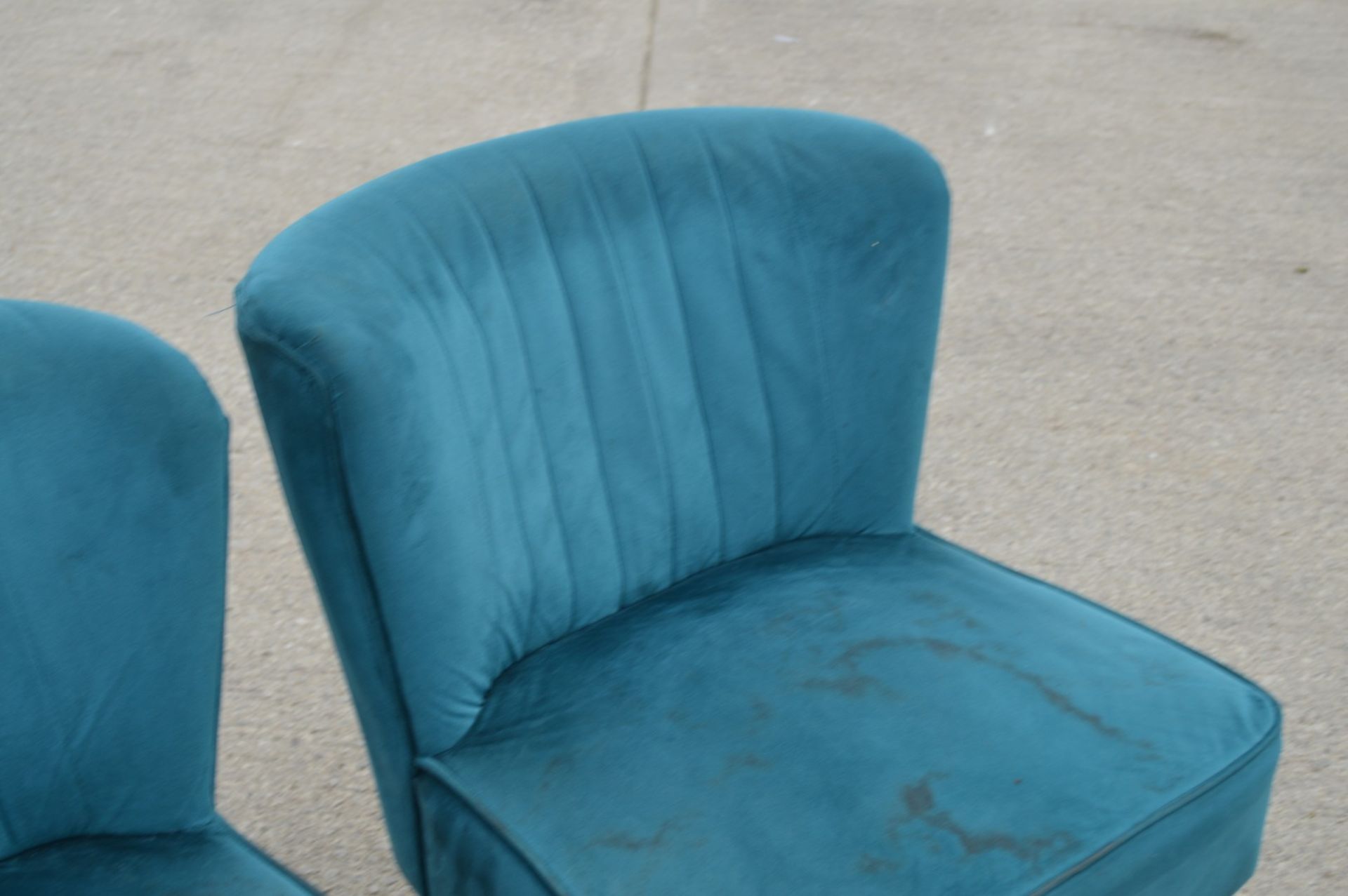 3 x Contemporary Velvet Cocktail Chairs in Teal with Tapered Wooden Legs and Brass Feet - Image 2 of 8