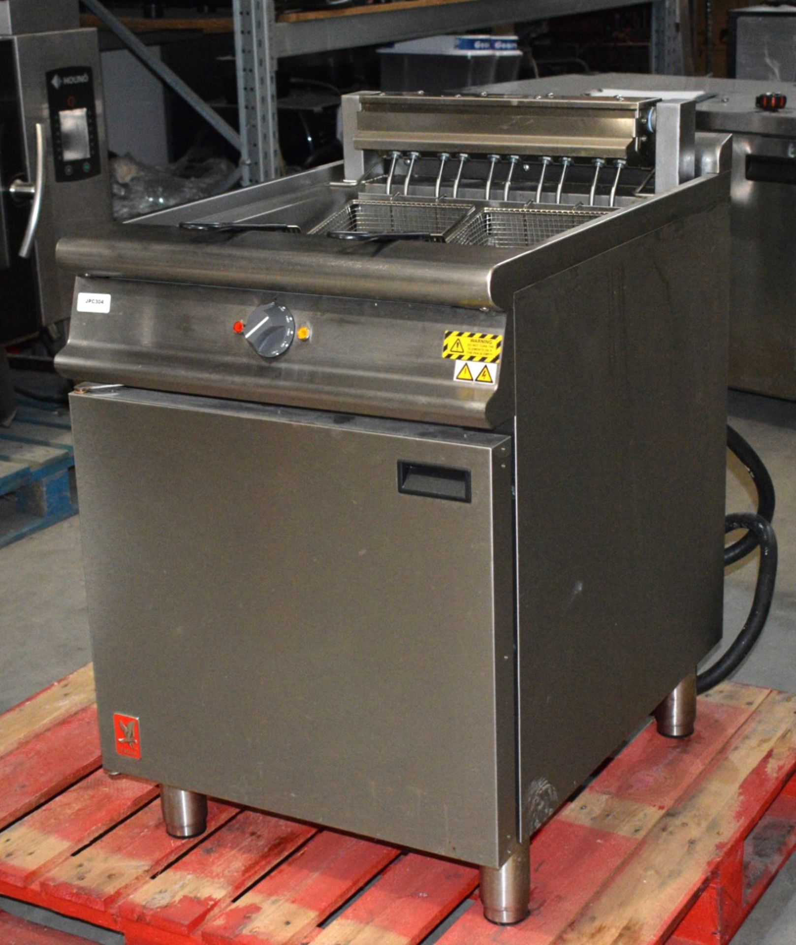 1 x Falcon Dominator Plus E3860 40 Ltr Electric Freestanding Single Tank Fryer with 2 x Baskets
