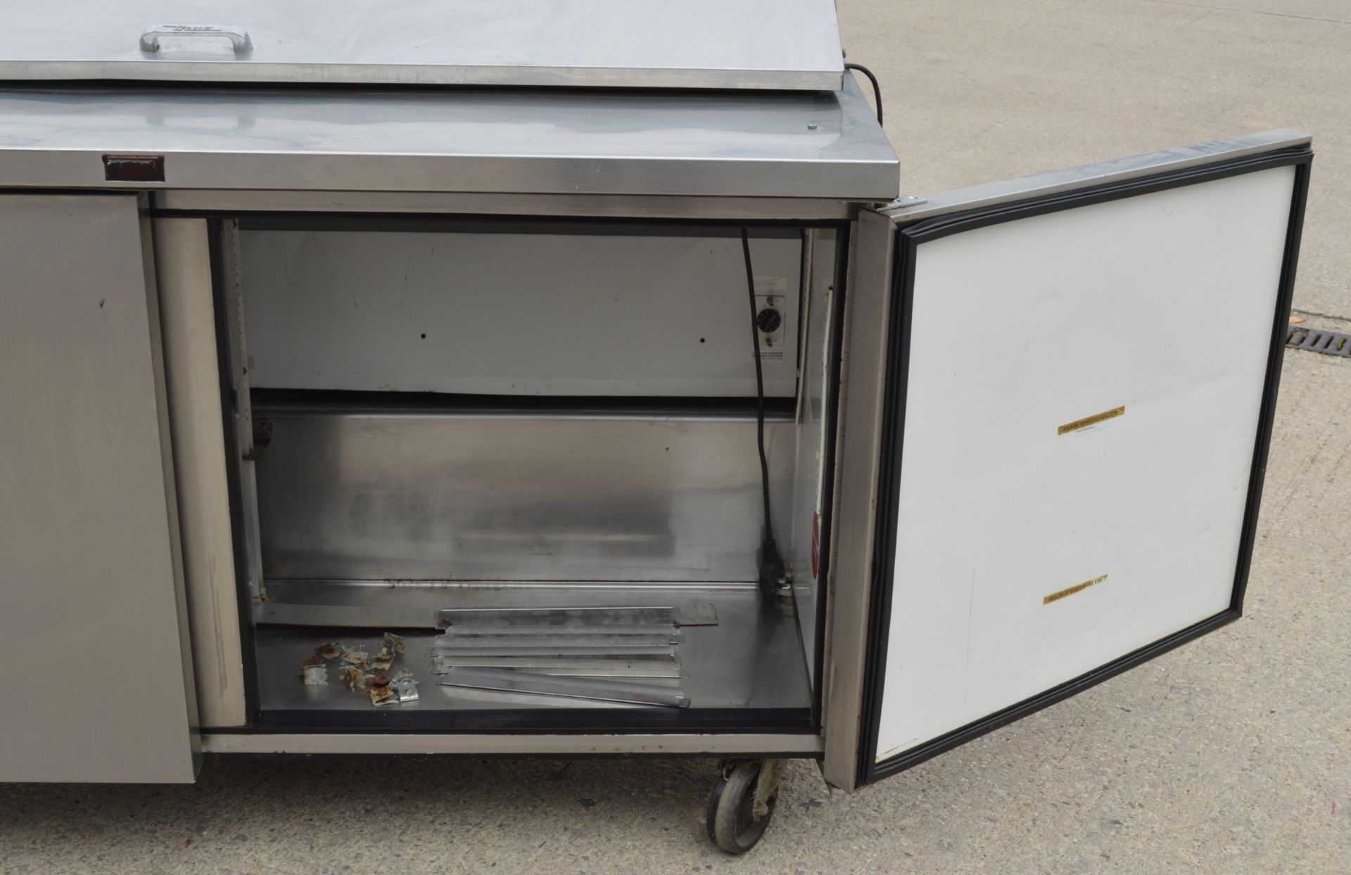 1 x True Refrigeration Two Door Prep Fridge with Pizza Topper - See Description - H112 x W158 x - Image 12 of 17