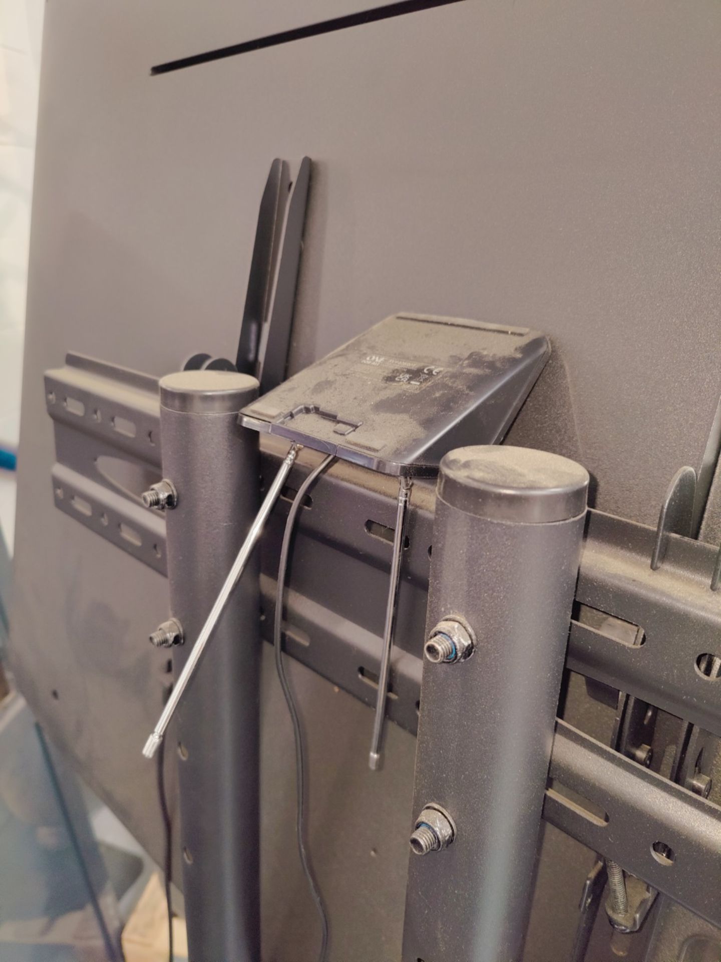 1 x LG 65 Inch 4K Smart Television with Stand, Aria and Fire Stick - Spares or Repairs - Image 4 of 6