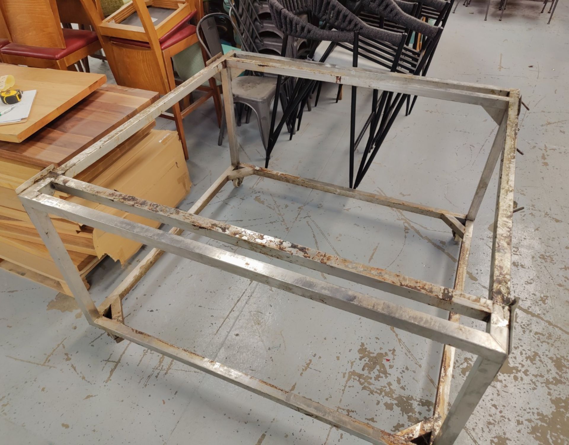 1 x Large Stainless Steel Appliance / Worksurface Stand on Heavy Duty Castors - Image 2 of 5