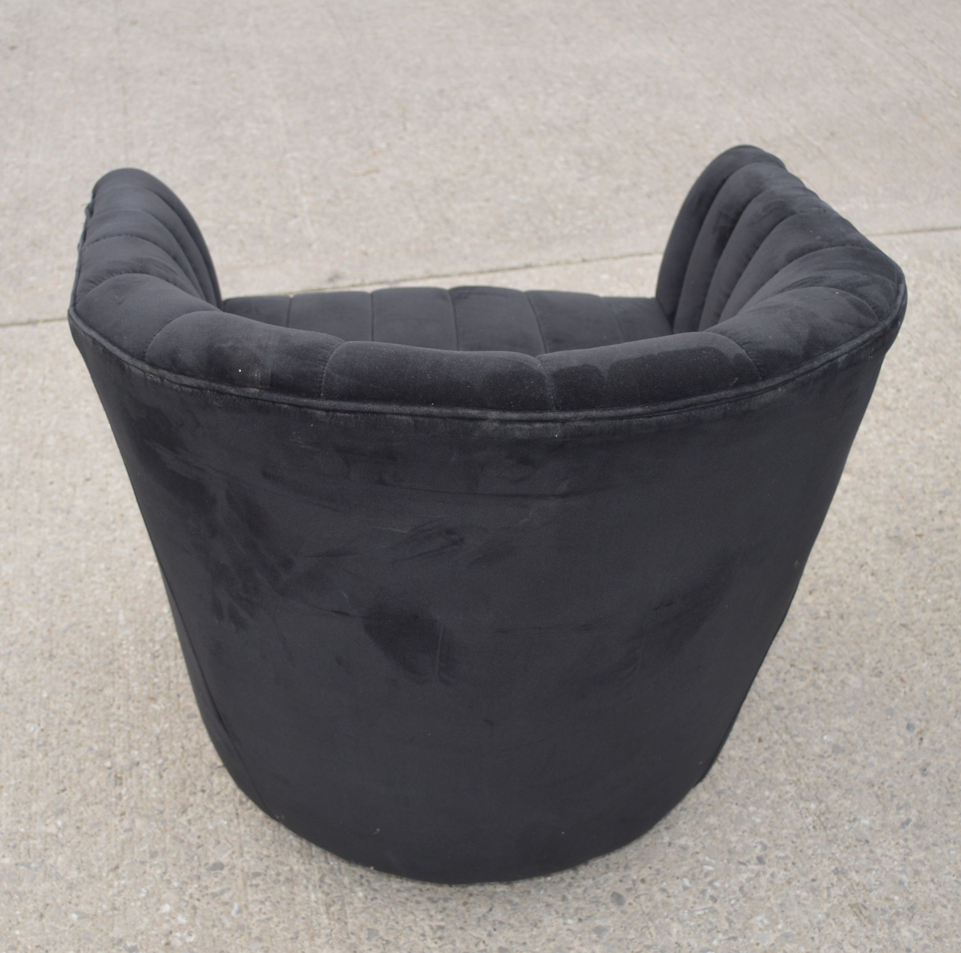 2 x Black Velvet Swivel Cocktail Tub Chairs - Dimensions: H72 x W64 x D64 cms - Image 7 of 7