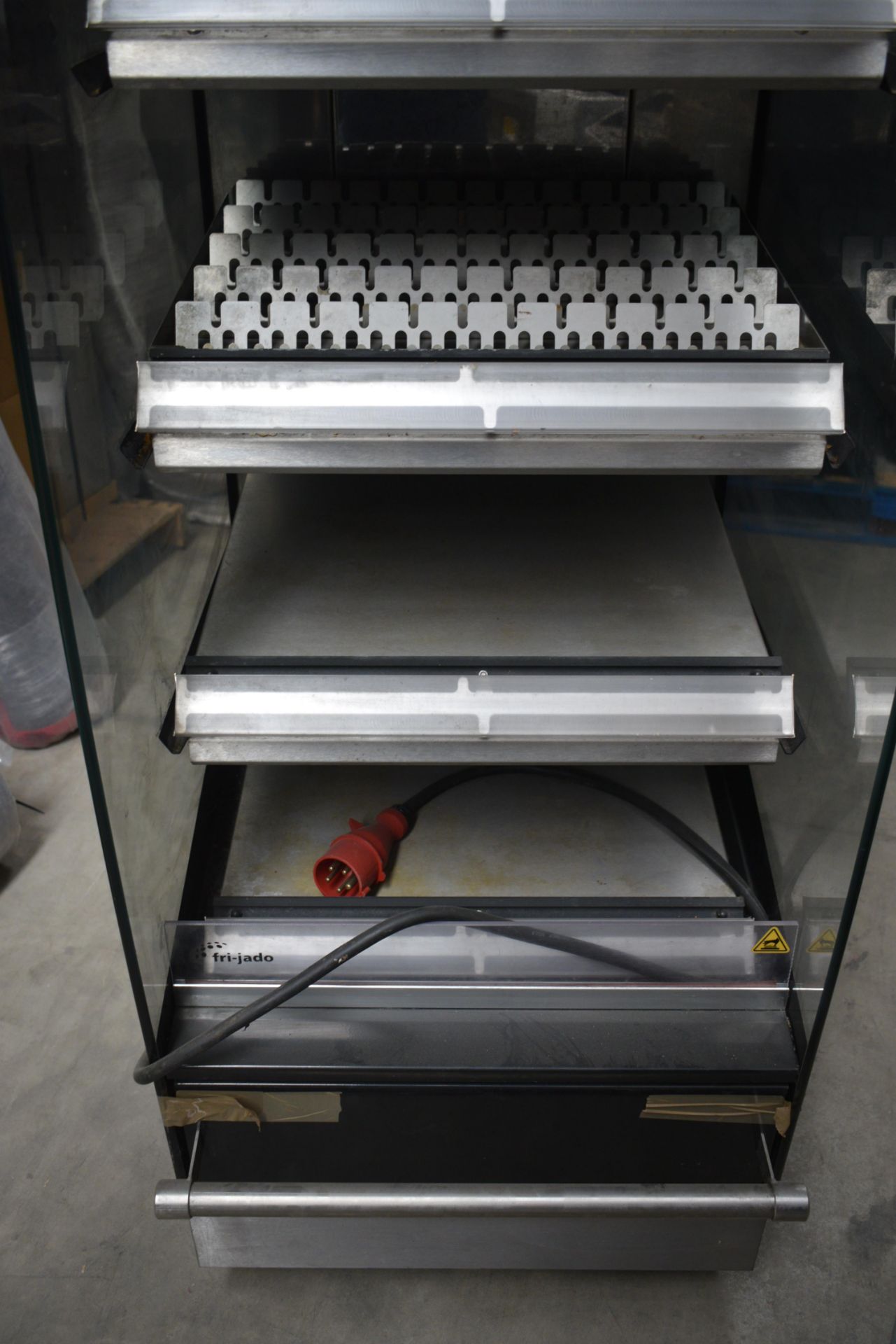 1 x Fri-Jado MD60-5 Grab and Go Hot Food Cabinet - 3 Phase - Dimensions: H197 x W60 x D80 cms - Image 4 of 8