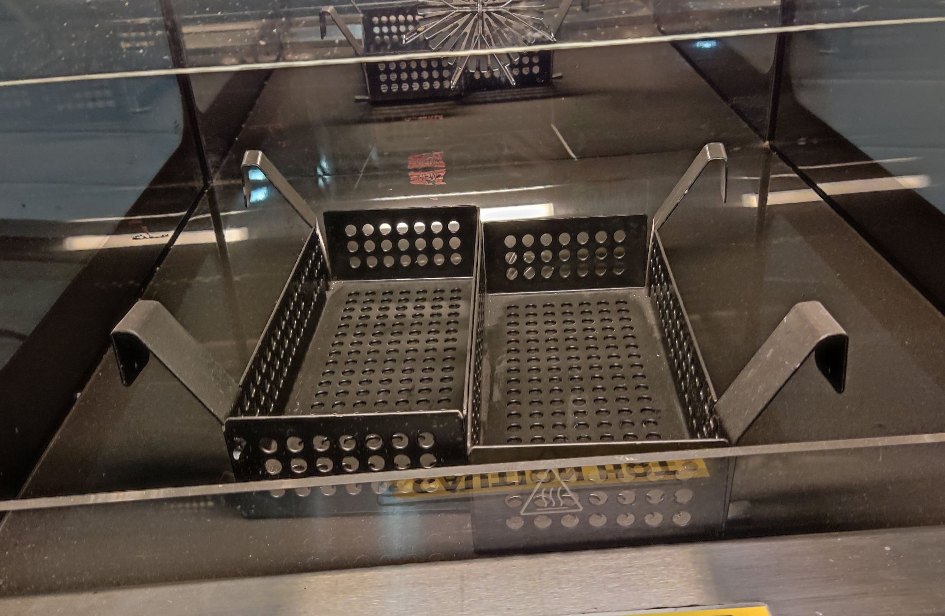 1 x Nuttall Flexserve Zone 600 3 Tier Square Heated Food To Go Cabinet - Image 3 of 16