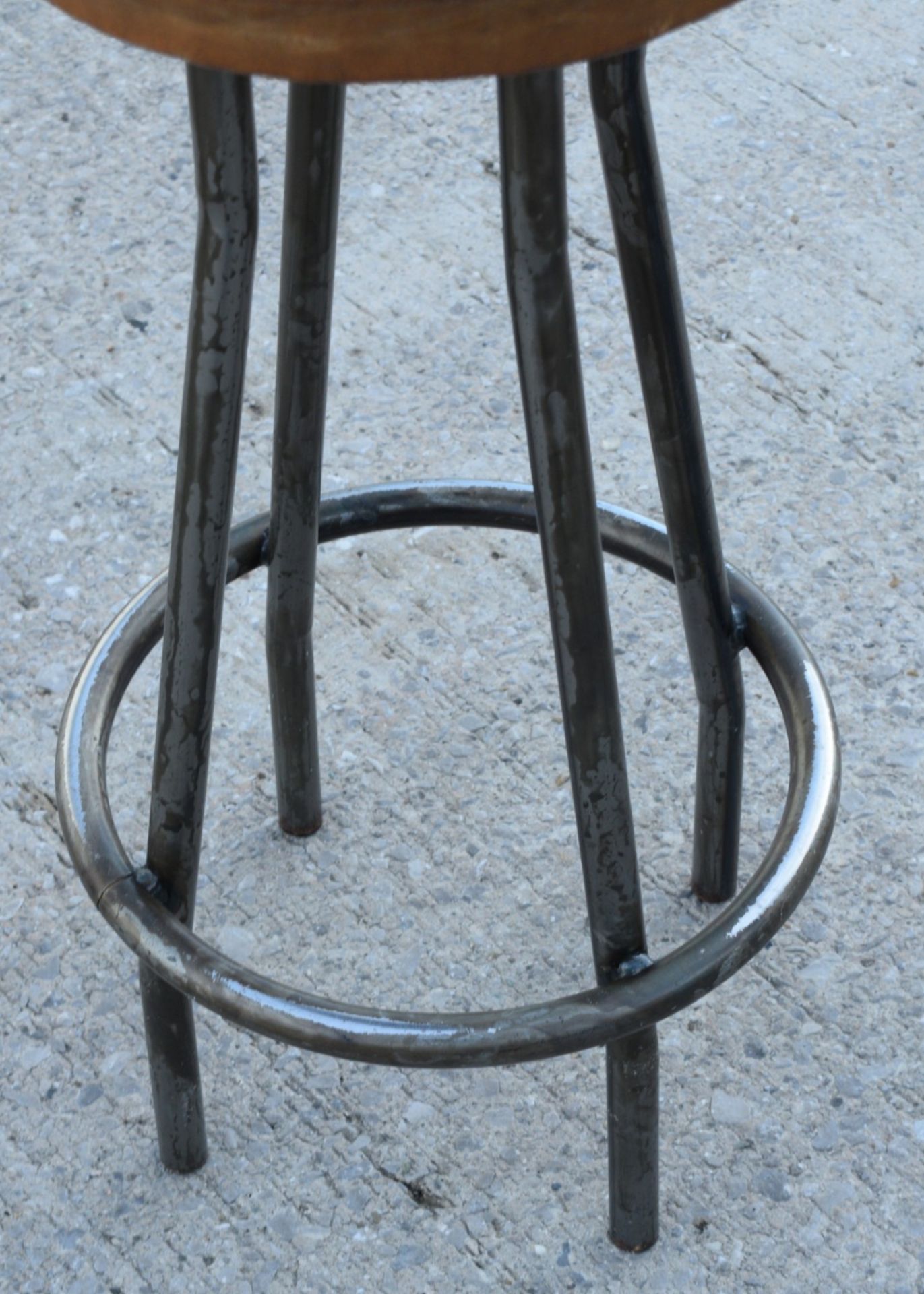 4 x Vintage Industrial Style Bar Stools with Steel Bases, Footrests and Tan Leather Seats - Image 8 of 12