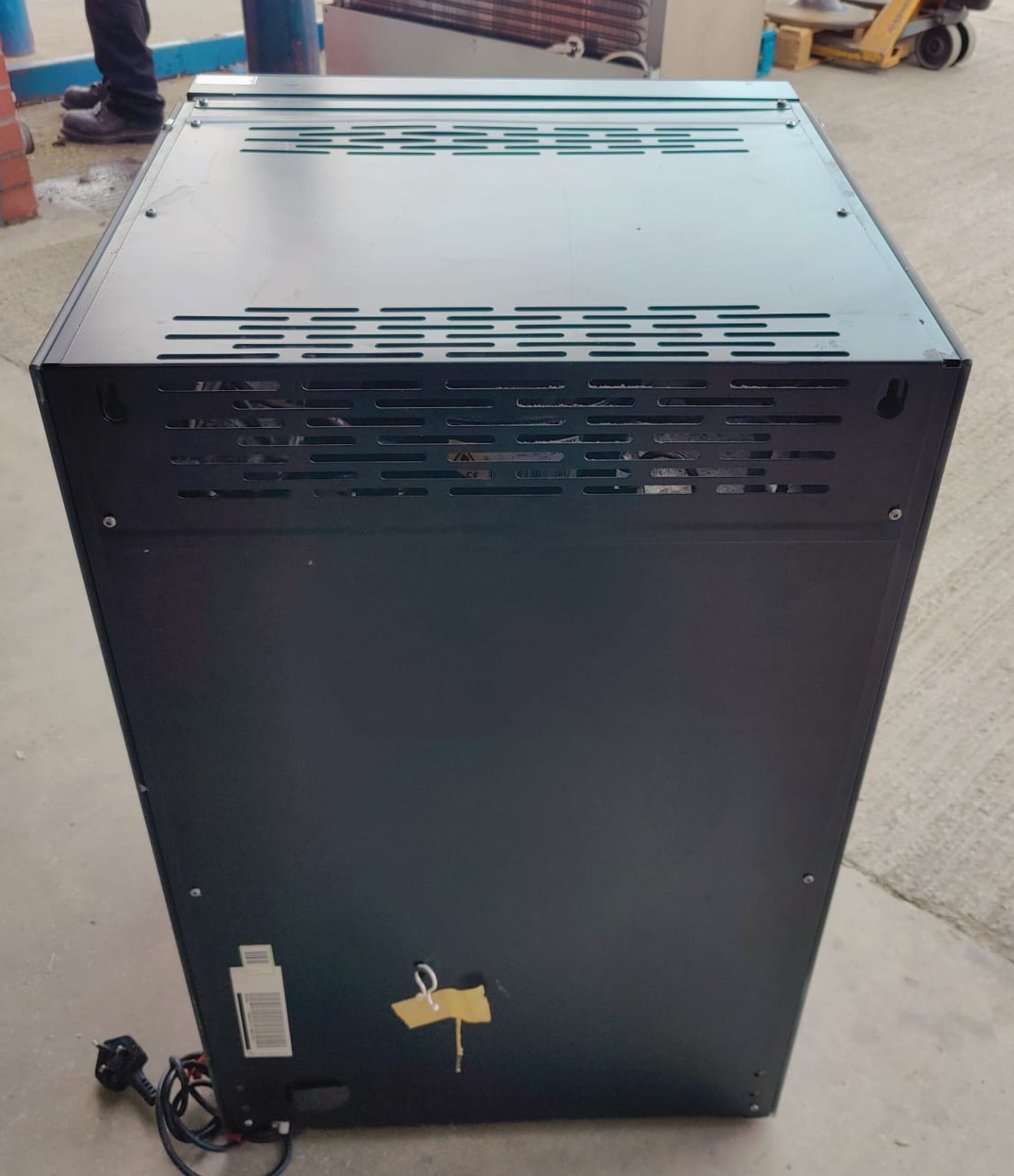 1 x Liebherr HNK990 Drinks Fridge with Pravaha / Heineken Branding - Dimensions: H84 x W52 x D53 cms - Image 10 of 10