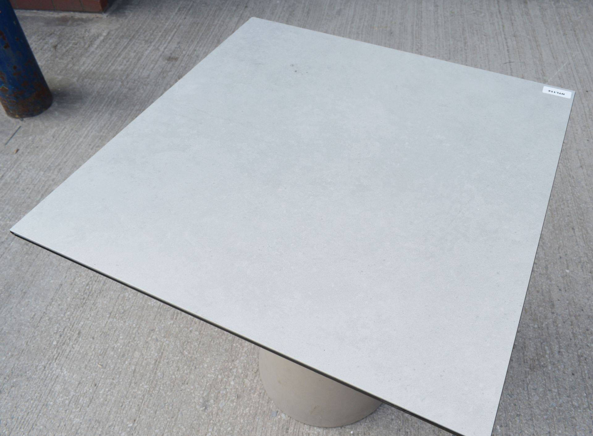 1 x Andreu World Restaurant Table - Suitable for Indoor or Outdoor Use - Dimensions: H74 x W70 x D70 - Image 3 of 7