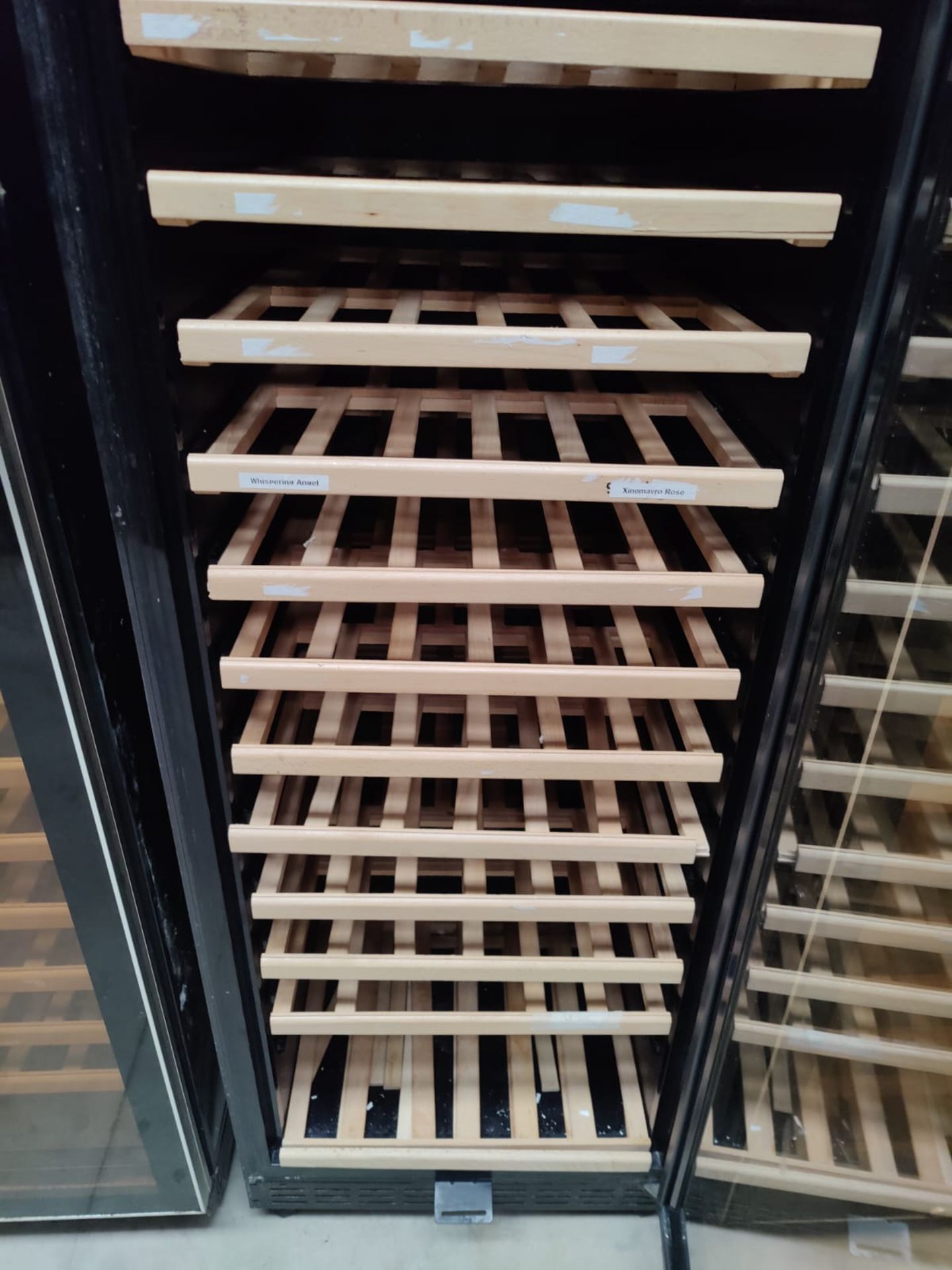 1 x Swiss Cave Upright Single Door Wine Bottle Cooler - Contemporary Smoked Glass Finish - UPDATED - Image 4 of 7