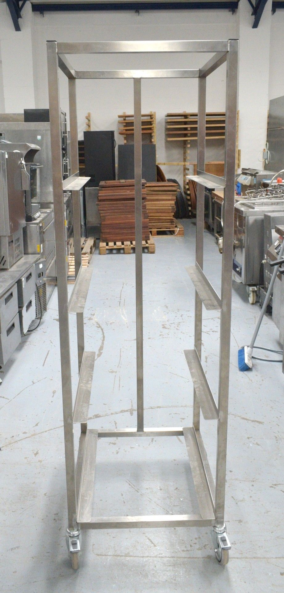 1 x Stainless Steel Mobile Tray Rack on Castors - Dimensions: H180 x W57 x D66 cms - Image 3 of 9