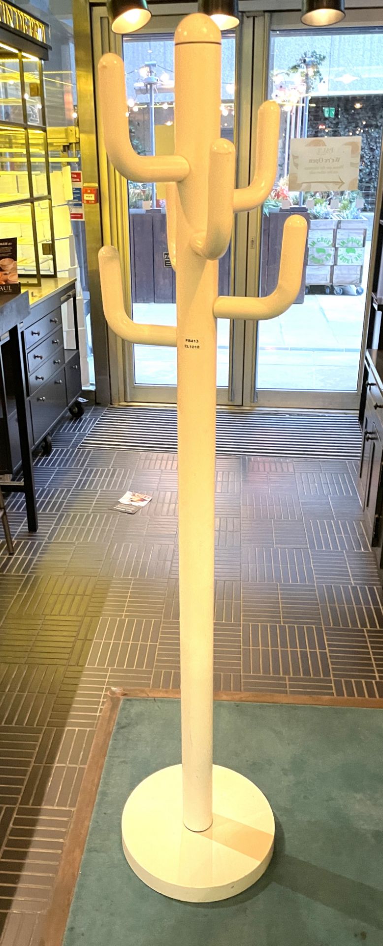 1 x Freestanding Coat Rack