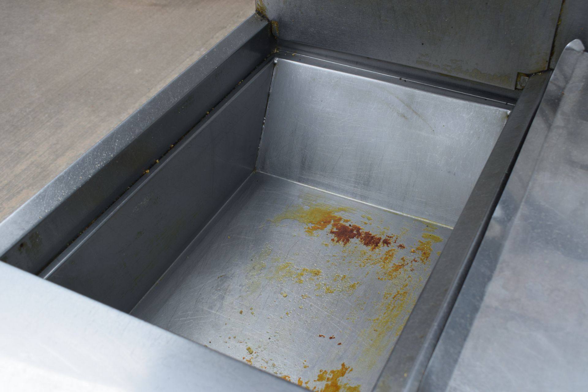 1 x Frymaster Twin Double Tank Electric 3 Phase Fryer with Built in Filtration and Chip Warmers - Image 10 of 14