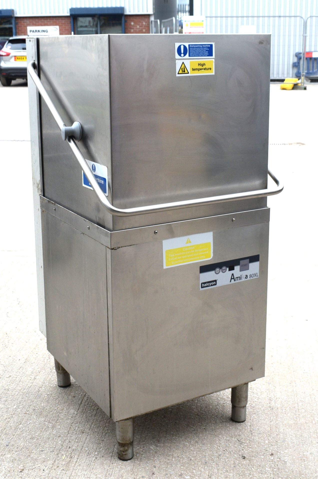 1 x Halcyon Amika 80XL Passthrough Commercial Dishwasher