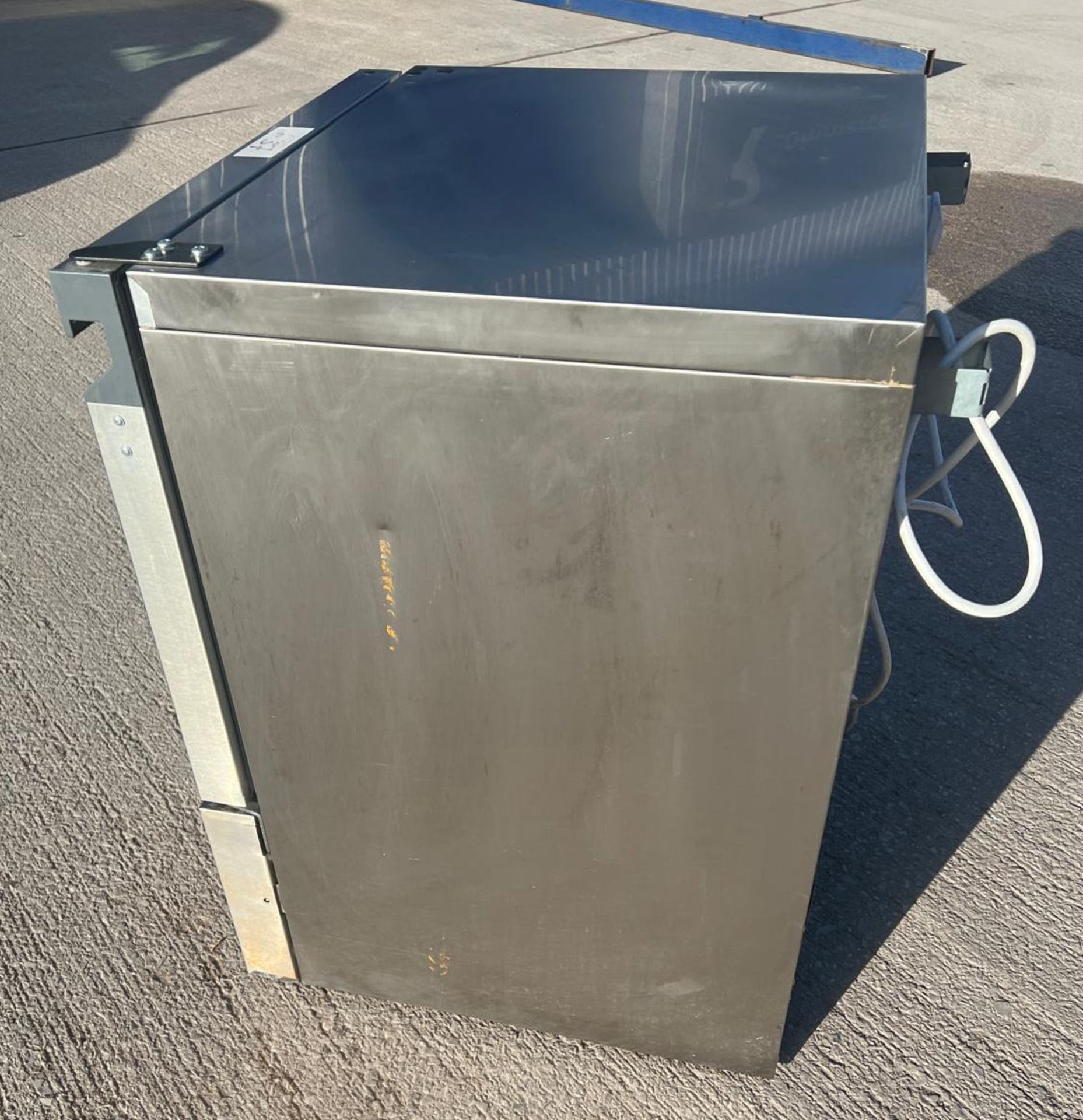 1 x WILLIAMS H5Uc Single Door Under-Counter Stainless Commercial Fridge - Image 2 of 12