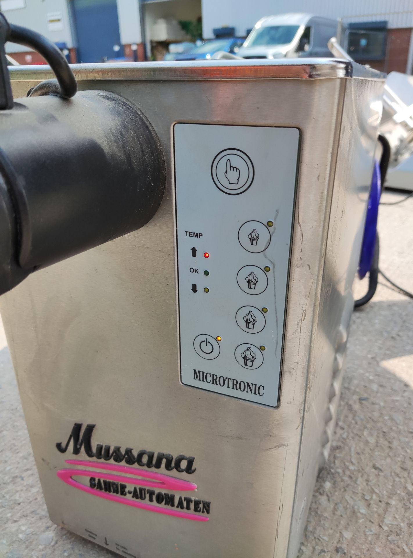 1 x HANS KRATT Mussana Pony Whipped Cream Machine - RRP £2,699.00 - Image 11 of 14