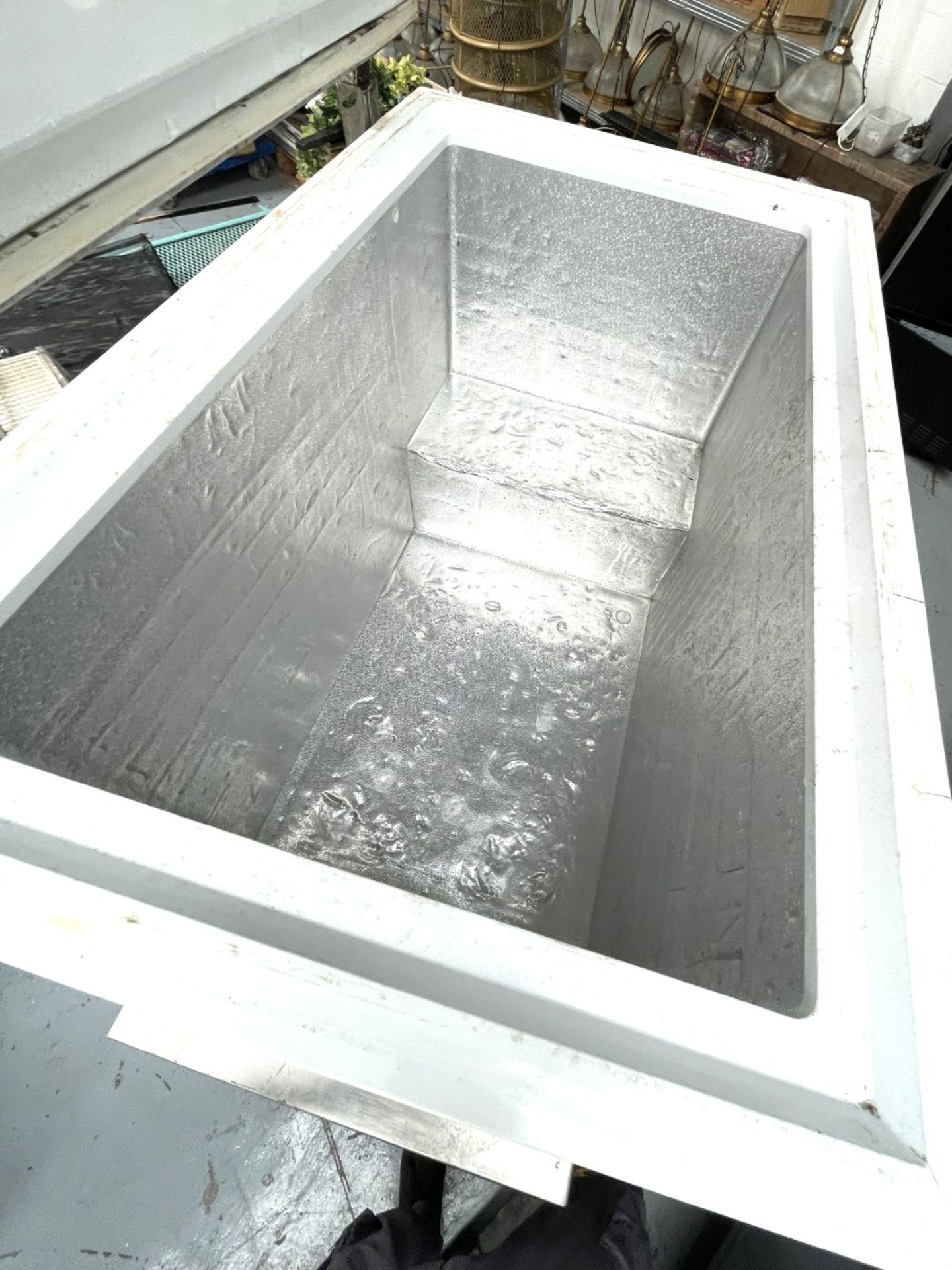 1 x Prodis Commercial Chest Freezer with a Stainless Steel Top - Image 5 of 6