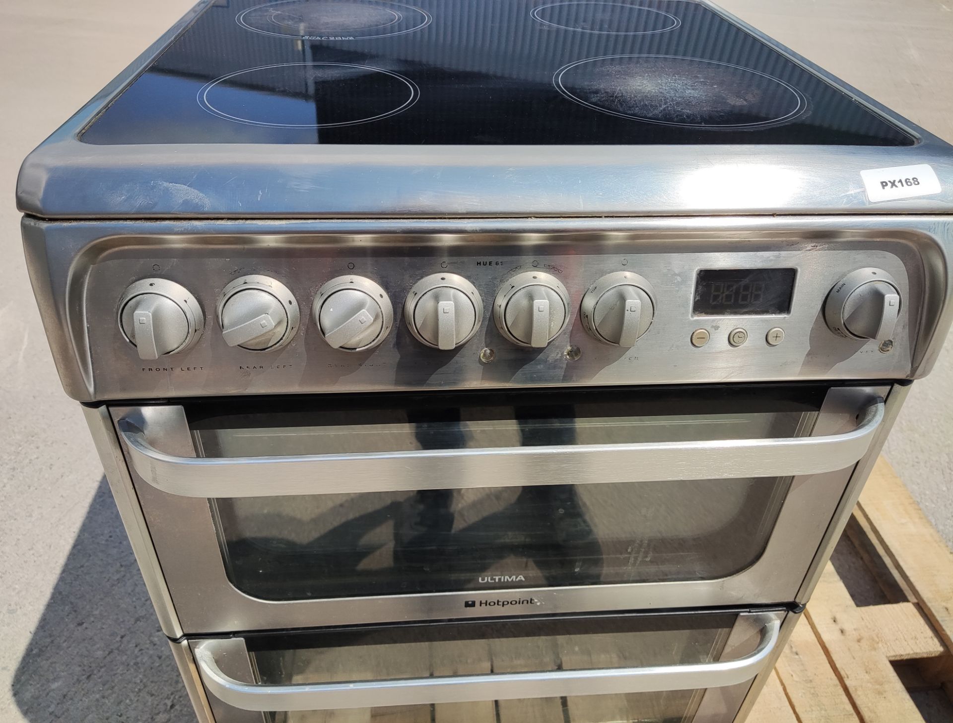 1 x HOTPOINT Ultima Hue61X Freestanding Electric Ceramic Cooker - Image 21 of 23