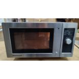 1 x MenuMaster Commercial 1000w Microwave Oven - Model: RMS510DSU
