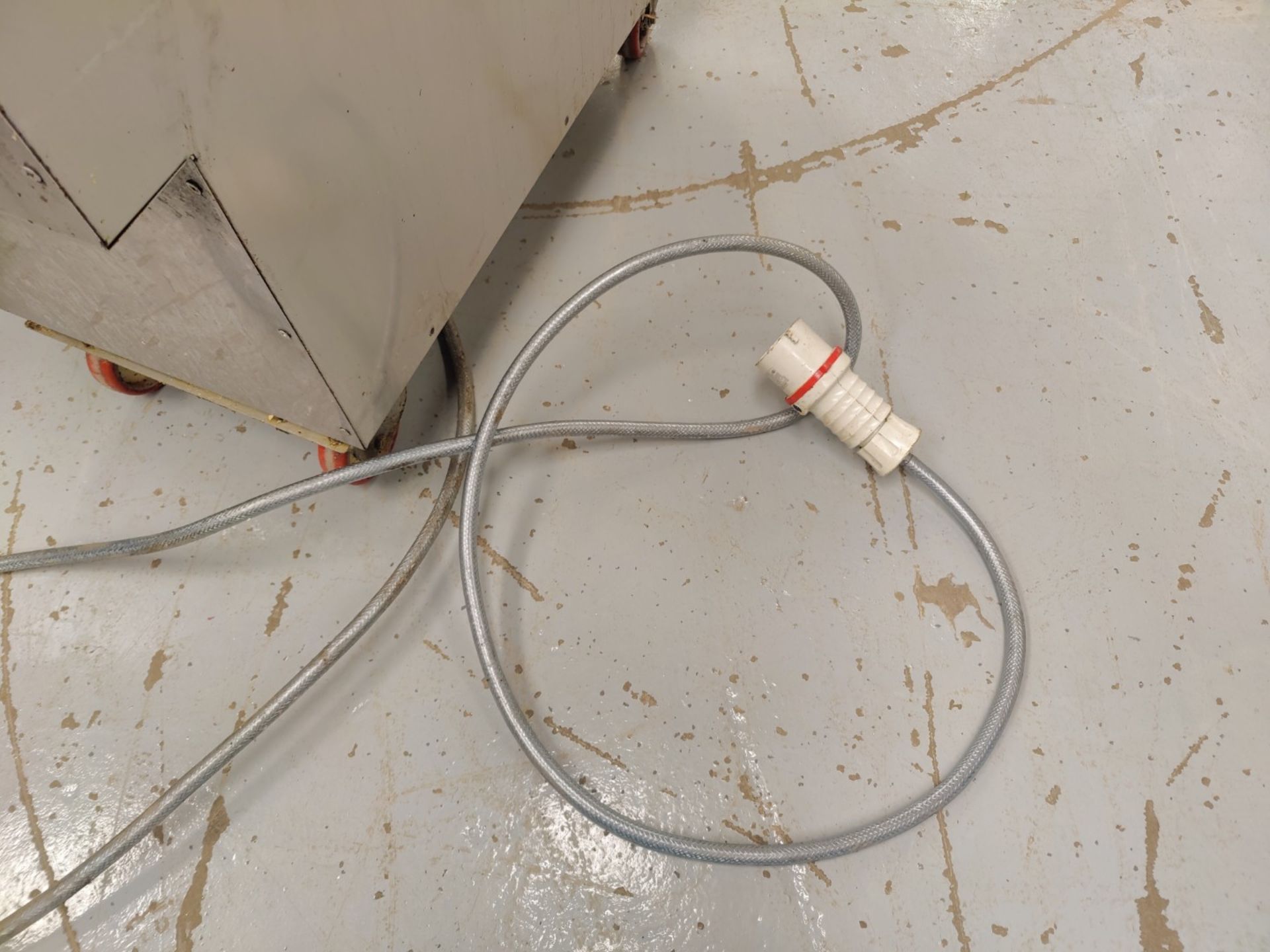 1 x Angelo Po Single Tank Electric Fryer - 3 Phase - Dimensions: H90 x W40 x D91 cms - Image 11 of 14