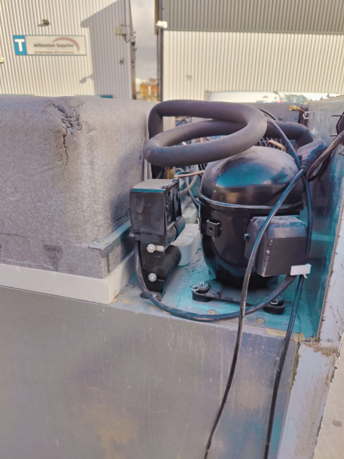 1 x Foster G2 Pro Two Door Upright Commercial Fridge - Model EP1440L - RRP £4,138 - Dimensions: H208 - Image 10 of 11