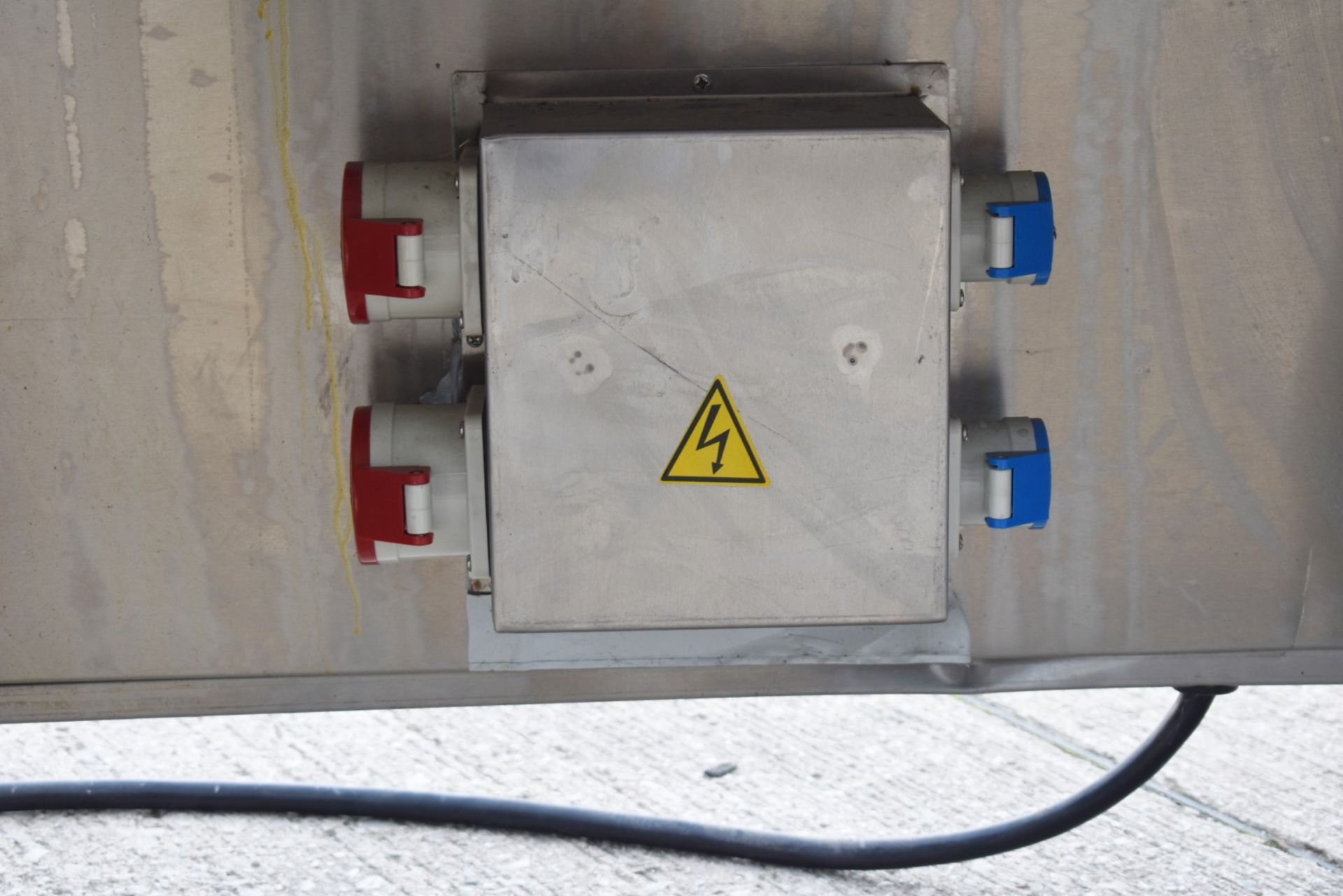 1 x Rexmartins Front Cooking Station For Griddles etc - Cooking Appliance Station With Lights - Image 7 of 17