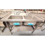 1 x Stainless Steel Twin Bowl Wash Unit Features Two Large Sink Bowls, Mixer Taps, None Drip Surface