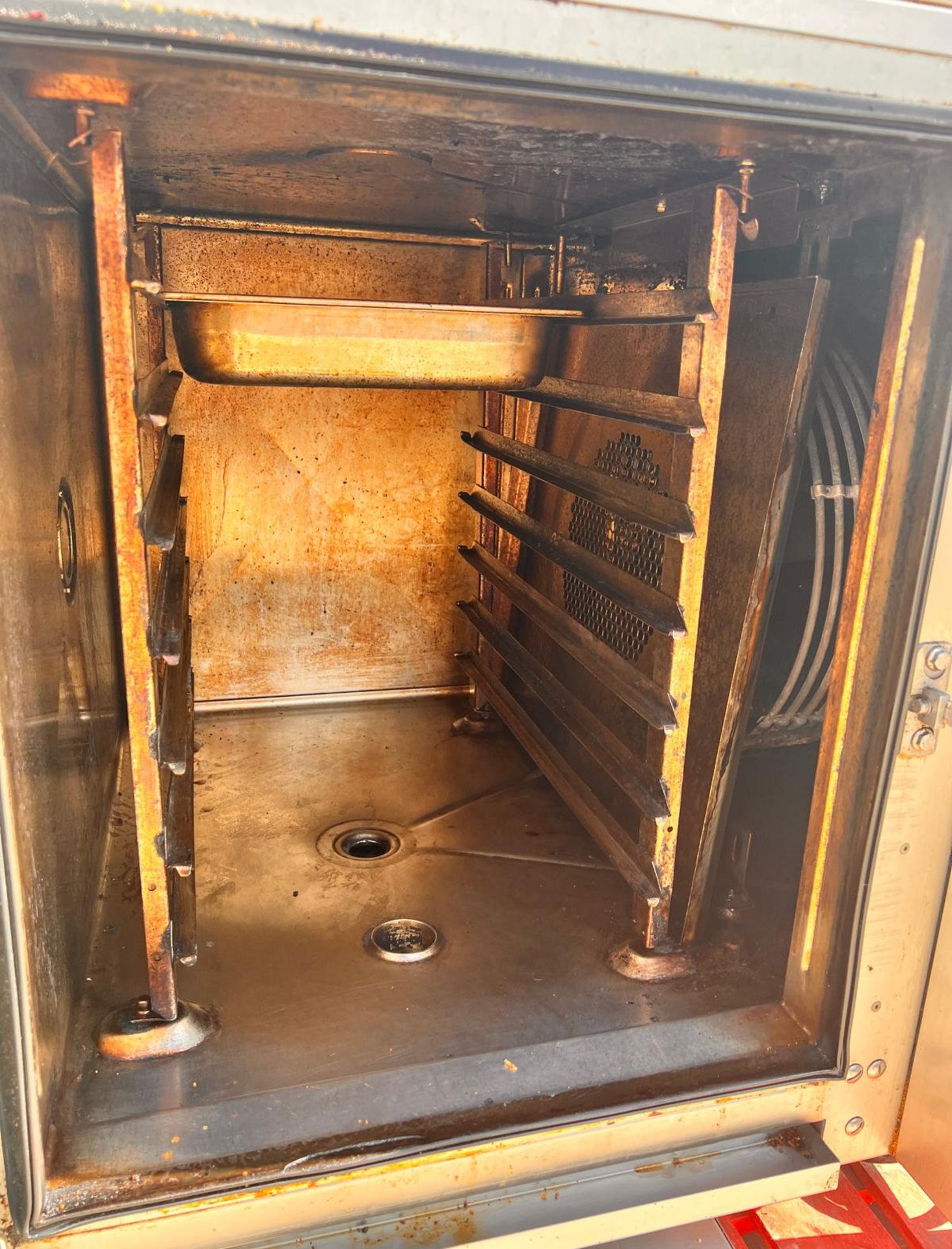 Houno Double Stacked Commercial Catering Ovens - Includes 1 x Houno C 1.06 and 1 x Houno CPE 1.06 - Image 8 of 25