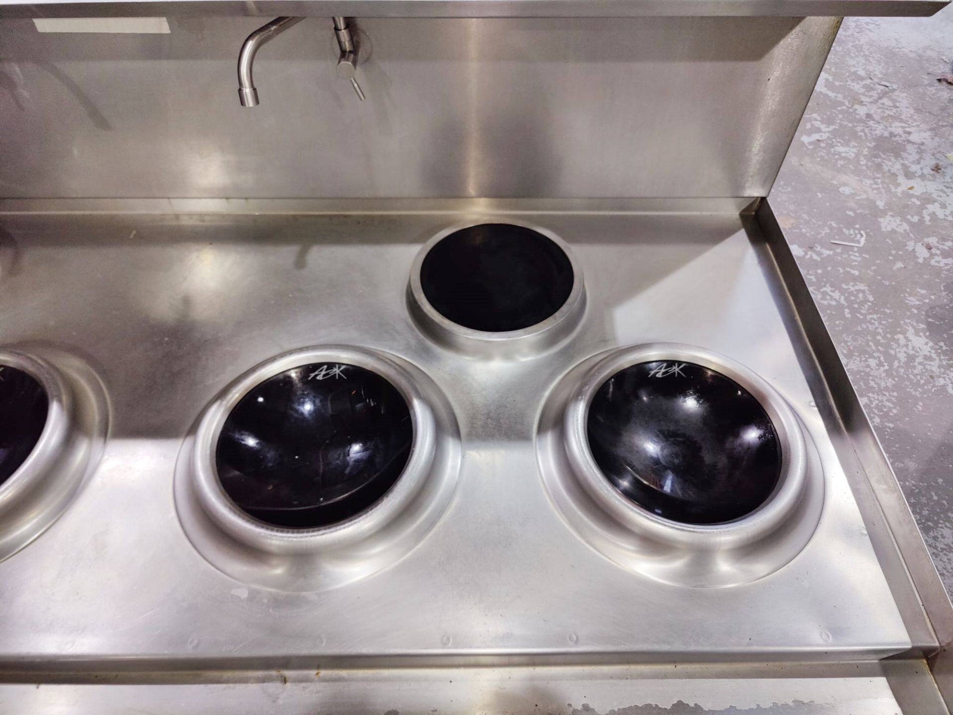 1 x ACK Manufacturing INDUCTION WOK For Commercial Kitchens - Dimensions: H83 x W218 x D97 cms - Image 15 of 20