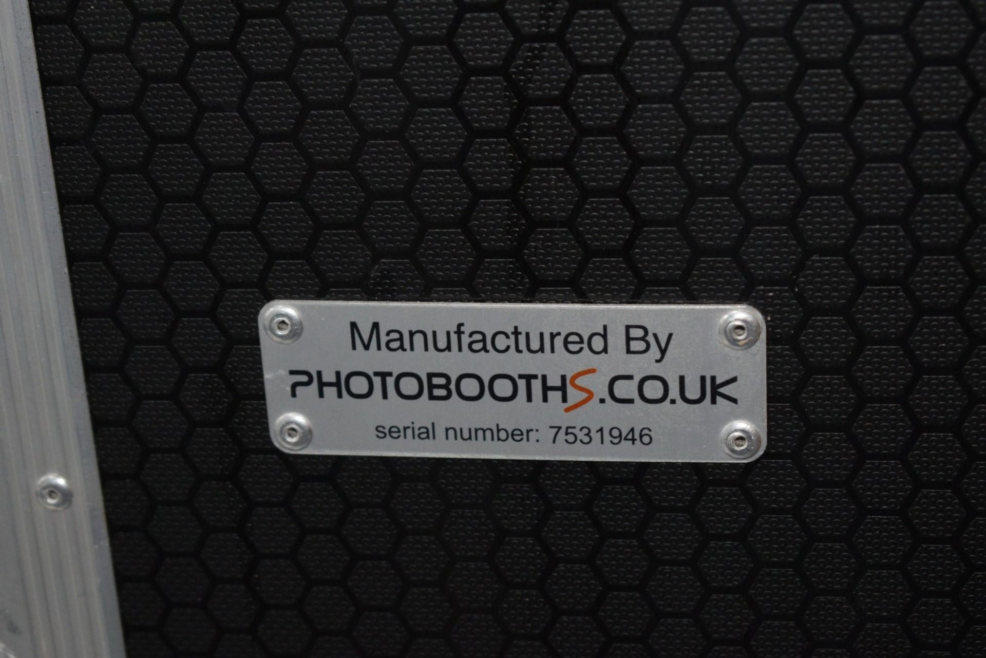 1 x Selfie Photo Booth - Features a Canon EOS 1300D DSLR Camera, Speaker, Gigabyte Mini Computer - Image 8 of 23