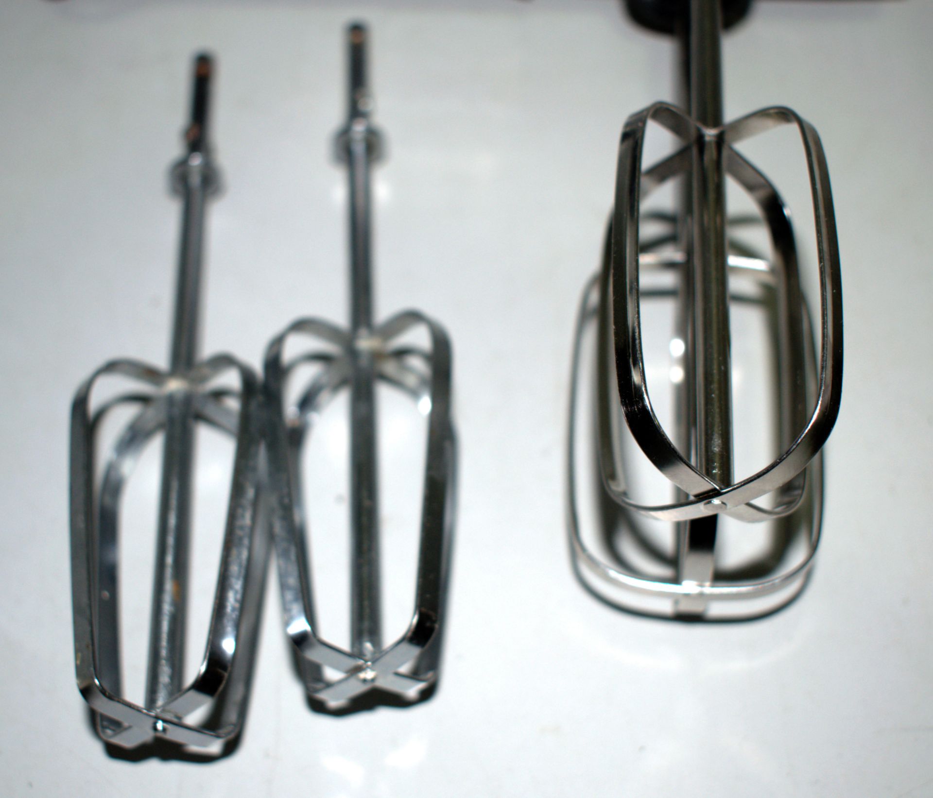 2 x Food Mixers - 1 x Stick Blender and 1 x Electric Whisk - Image 7 of 8
