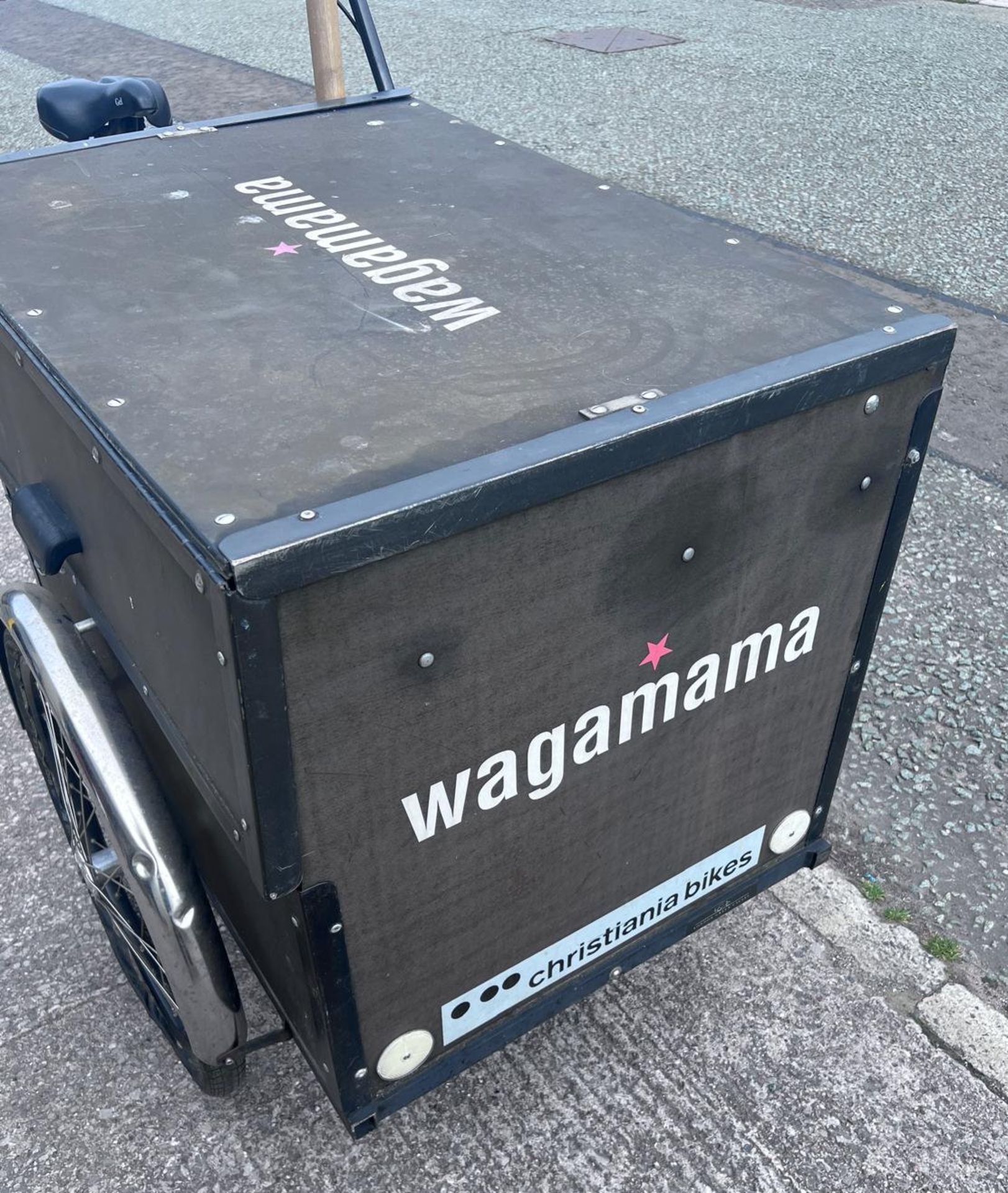 1 x Christiania Three Wheel Event Bike - Single Speed Bike Featuring a Secure Box with Gas Lift Lid - Image 23 of 30