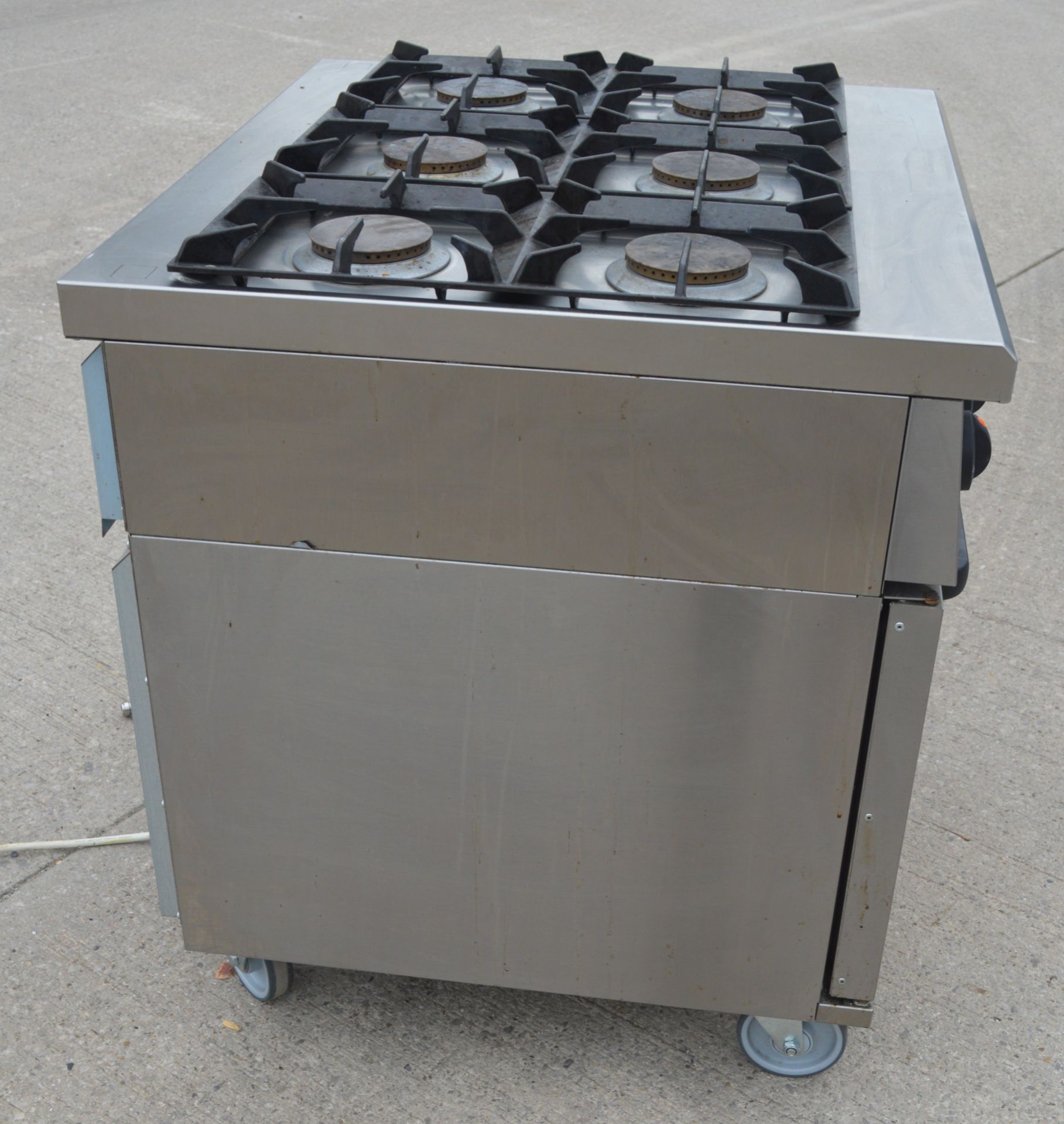 1 x Lincat Phoenix Natural Gas Freestanding Range Oven - 36kW - Model: PHDR01 - Image 5 of 11